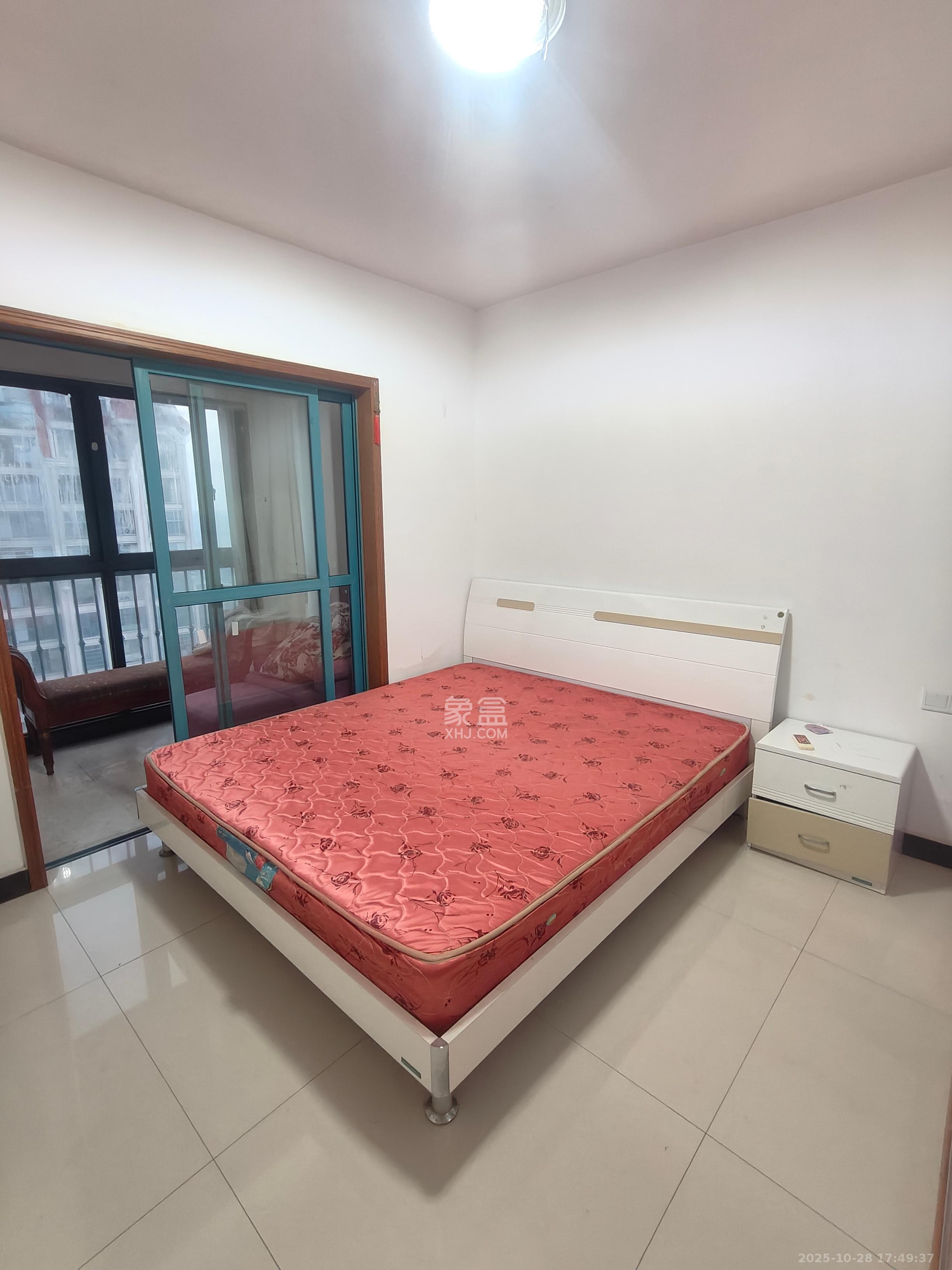 蝴蝶谷 2室2厅1卫 1500.0元/月 蝴蝶谷 2室2厅1卫 1500.0元/月室内图