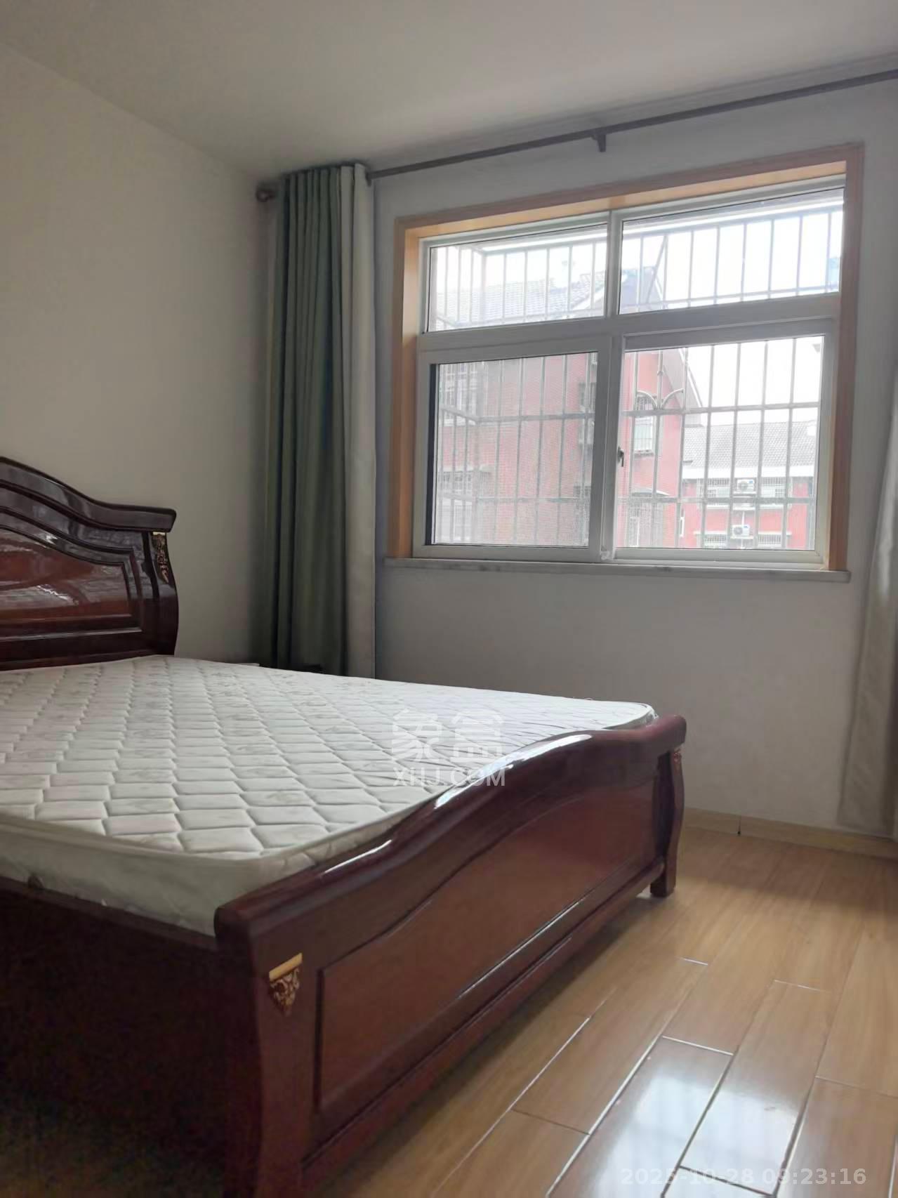 湘瑞家园  3室2厅1卫    1500.0元/月 湘瑞家园  3室2厅1卫    1500.0元/月室内图