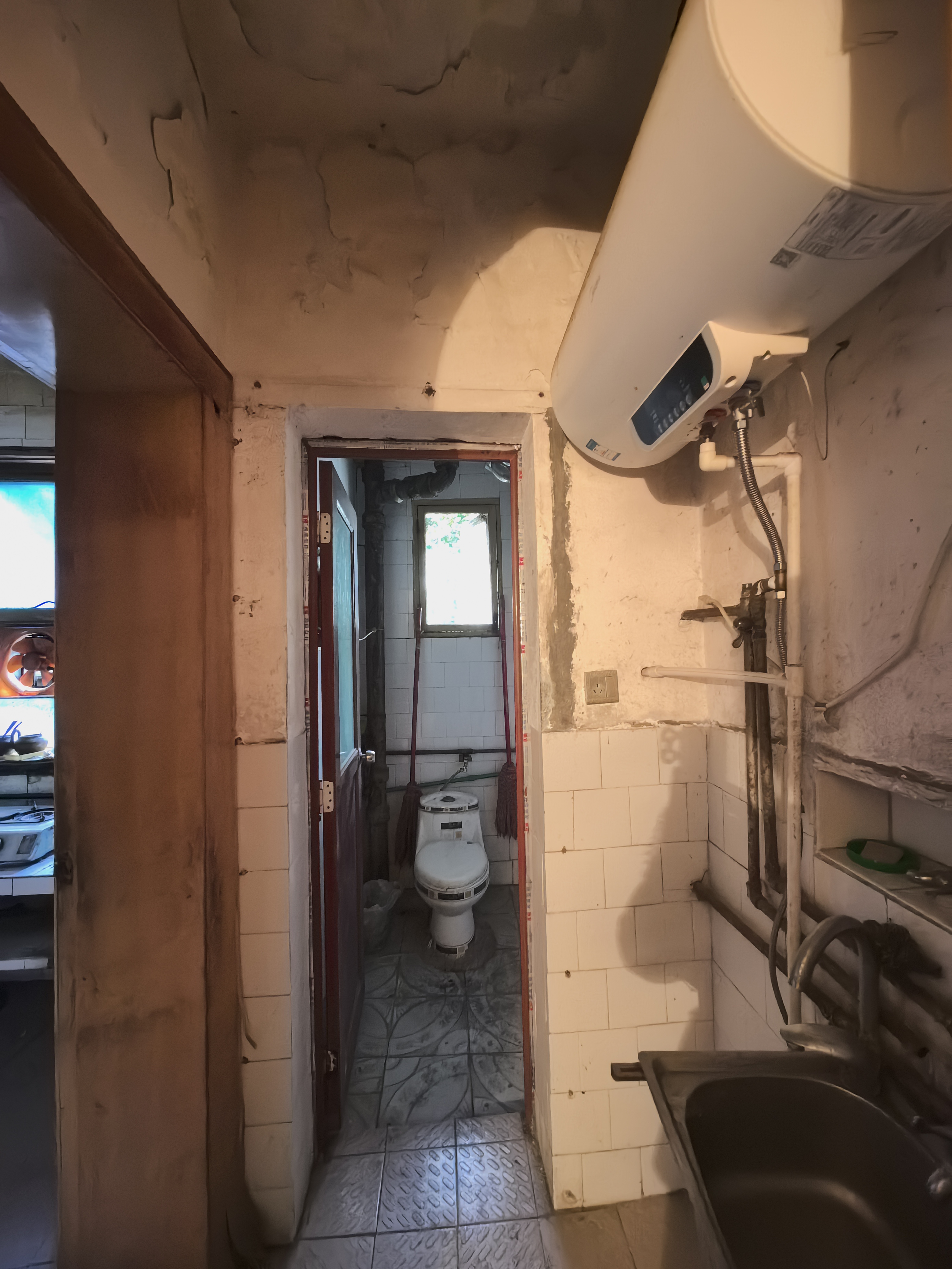 市人大政协机关大院住宅区(老市委) 1室0厅0卫 60.0万 市人大政协机关大院住宅区(老市委) 1室0厅0卫 60.0万客厅