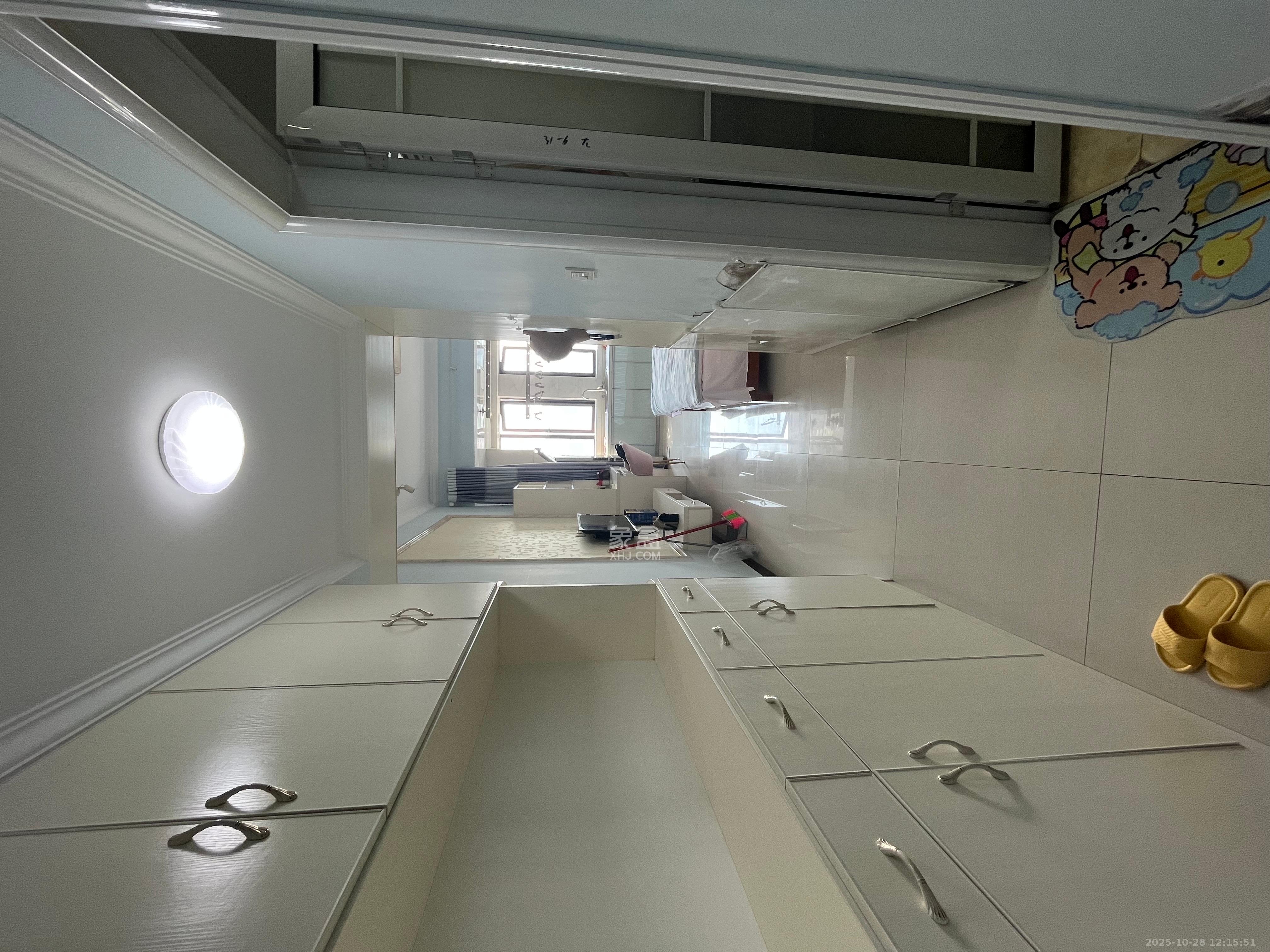 长房天翼未来城  1室1厅1卫    1500.0元/月 长房天翼未来城  1室1厅1卫    1500.0元/月室内图