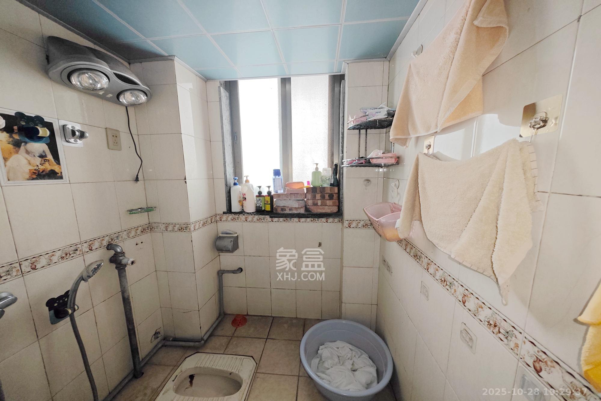 石长铁路宿舍  3室2厅2卫    79.8万其他