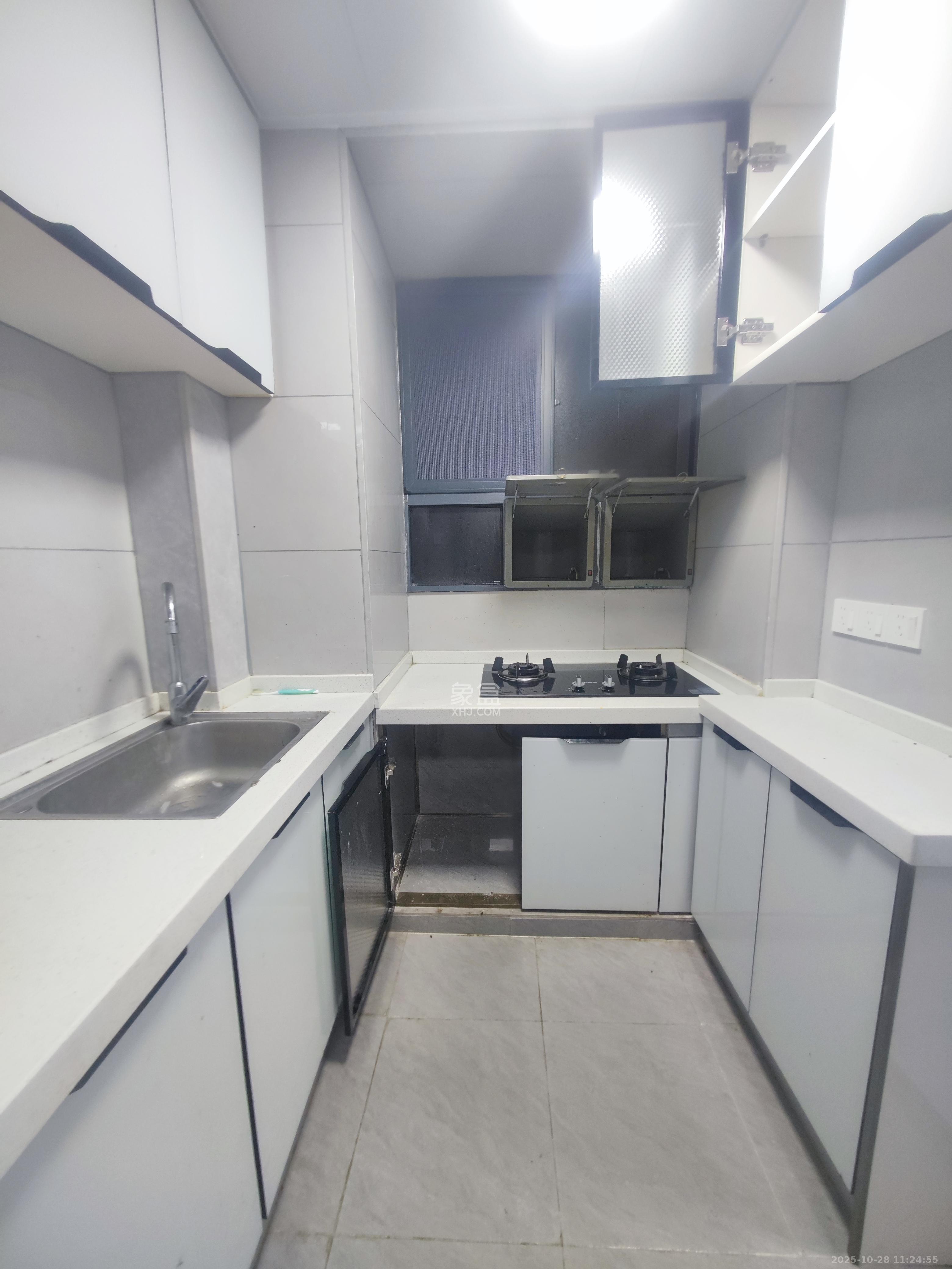 向韶村 2室1厅1卫 2000.0元/月 向韶村 2室1厅1卫 2000.0元/月室内图