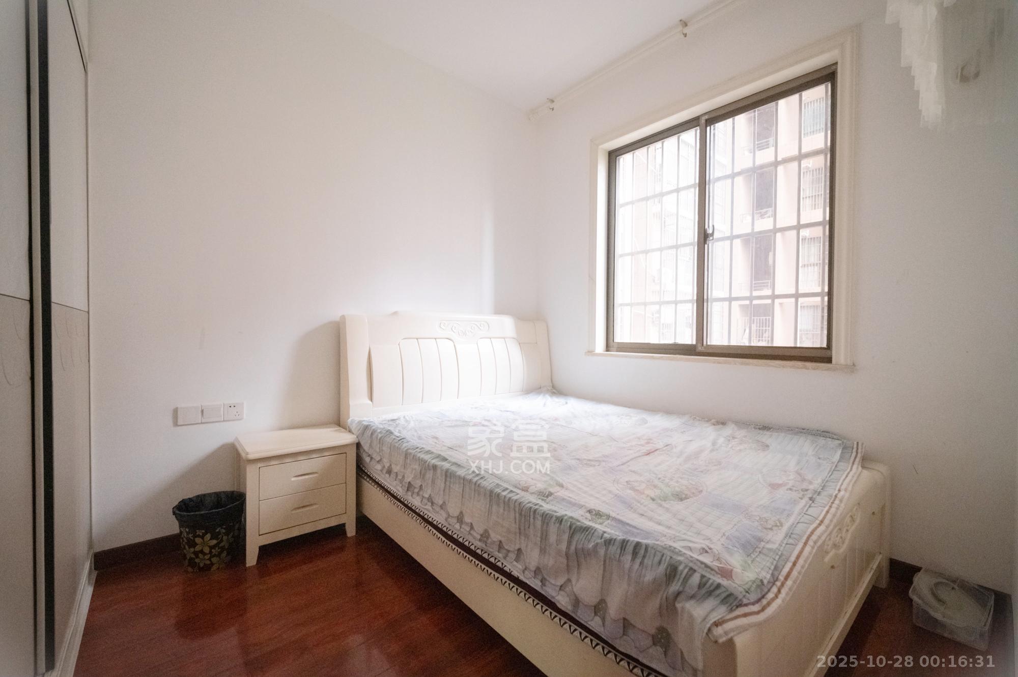 家和院  3室2厅1卫    59.8万卧室