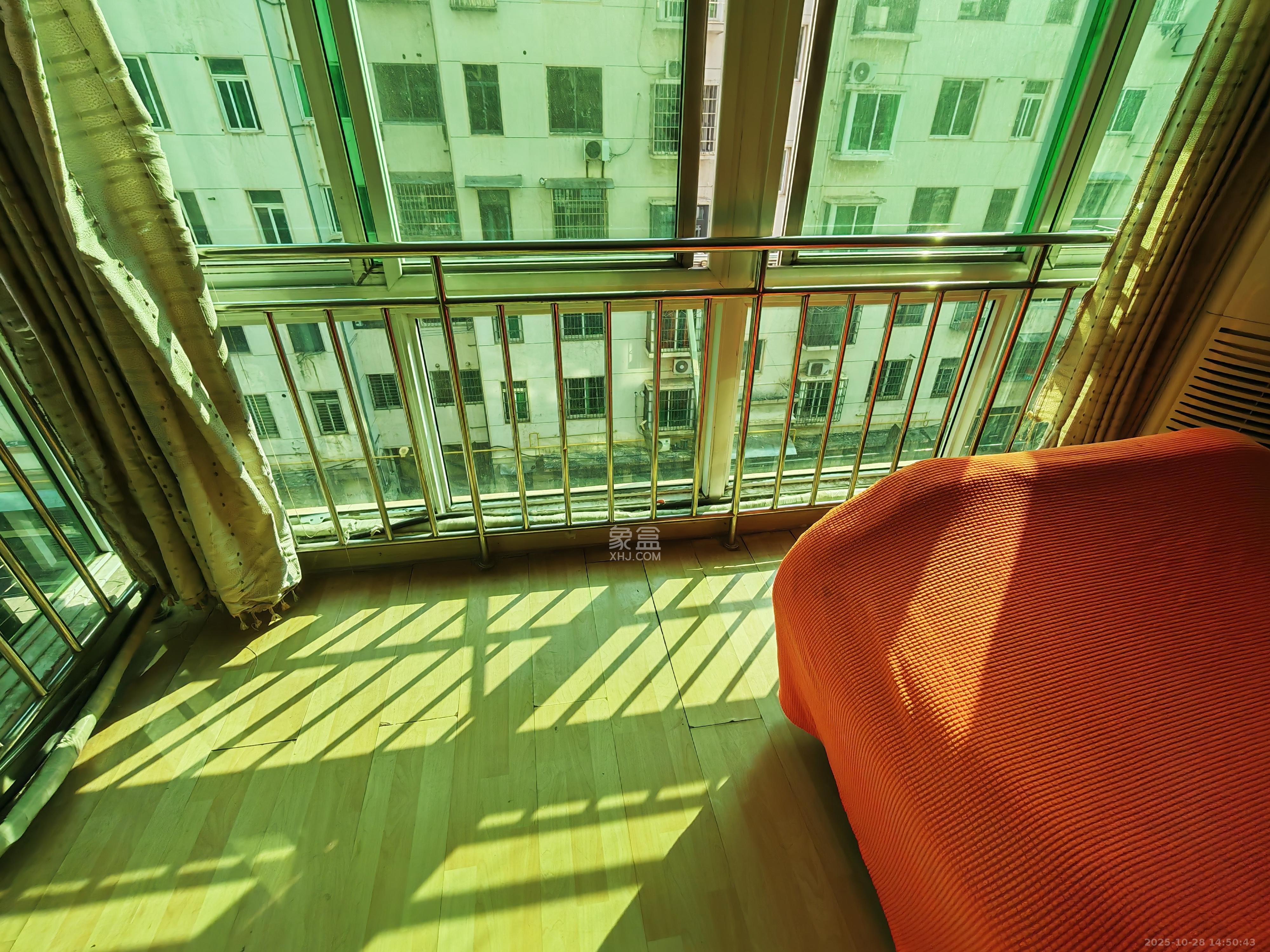 咸嘉新村嘉旺苑  2室2厅1卫    1600.0元/月 咸嘉新村嘉旺苑  2室2厅1卫    1600.0元/月室内图