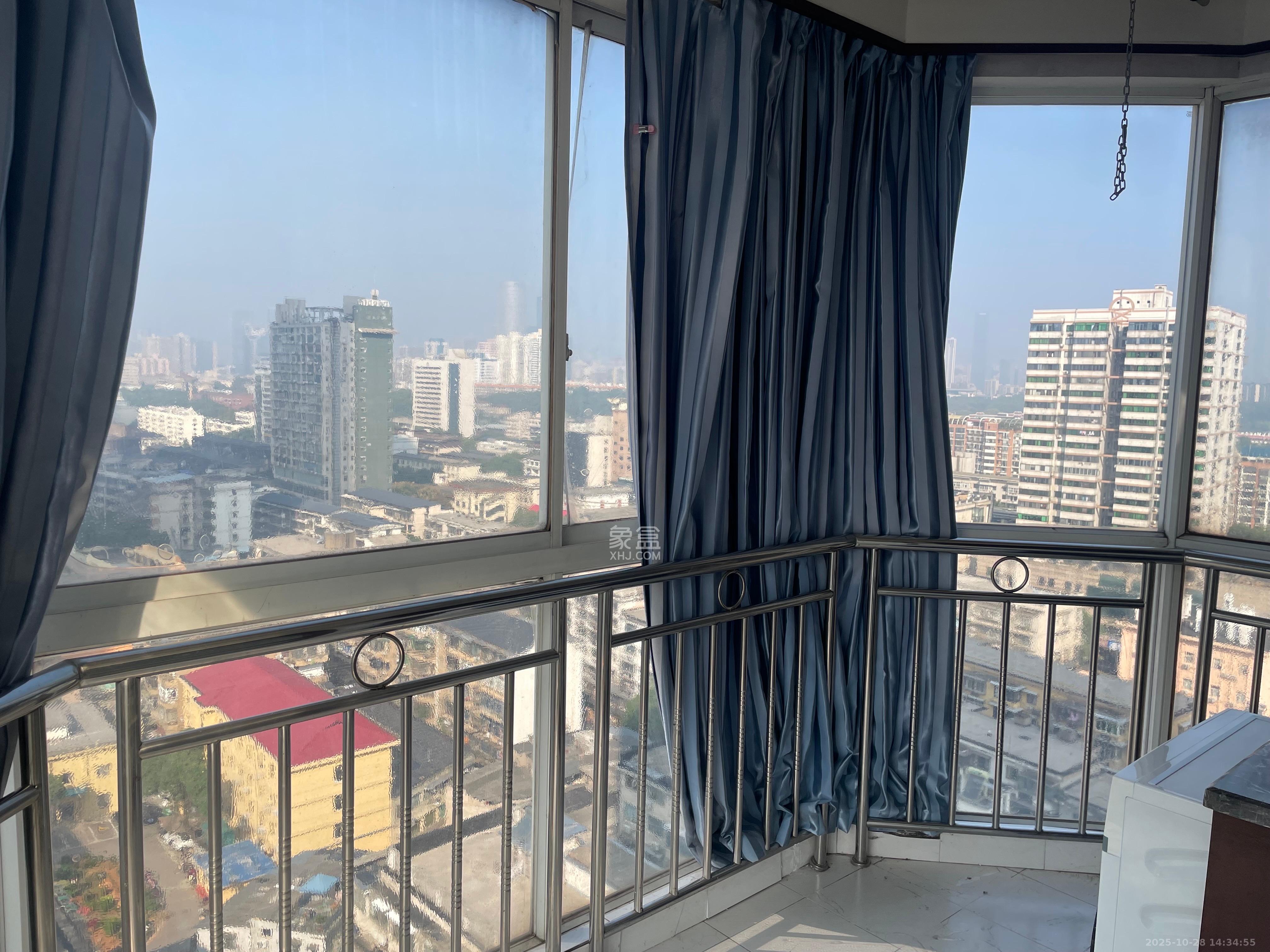 新楚天扶华庭 2室2厅1卫 2400.0元/月 新楚天扶华庭 2室2厅1卫 2400.0元/月室内图