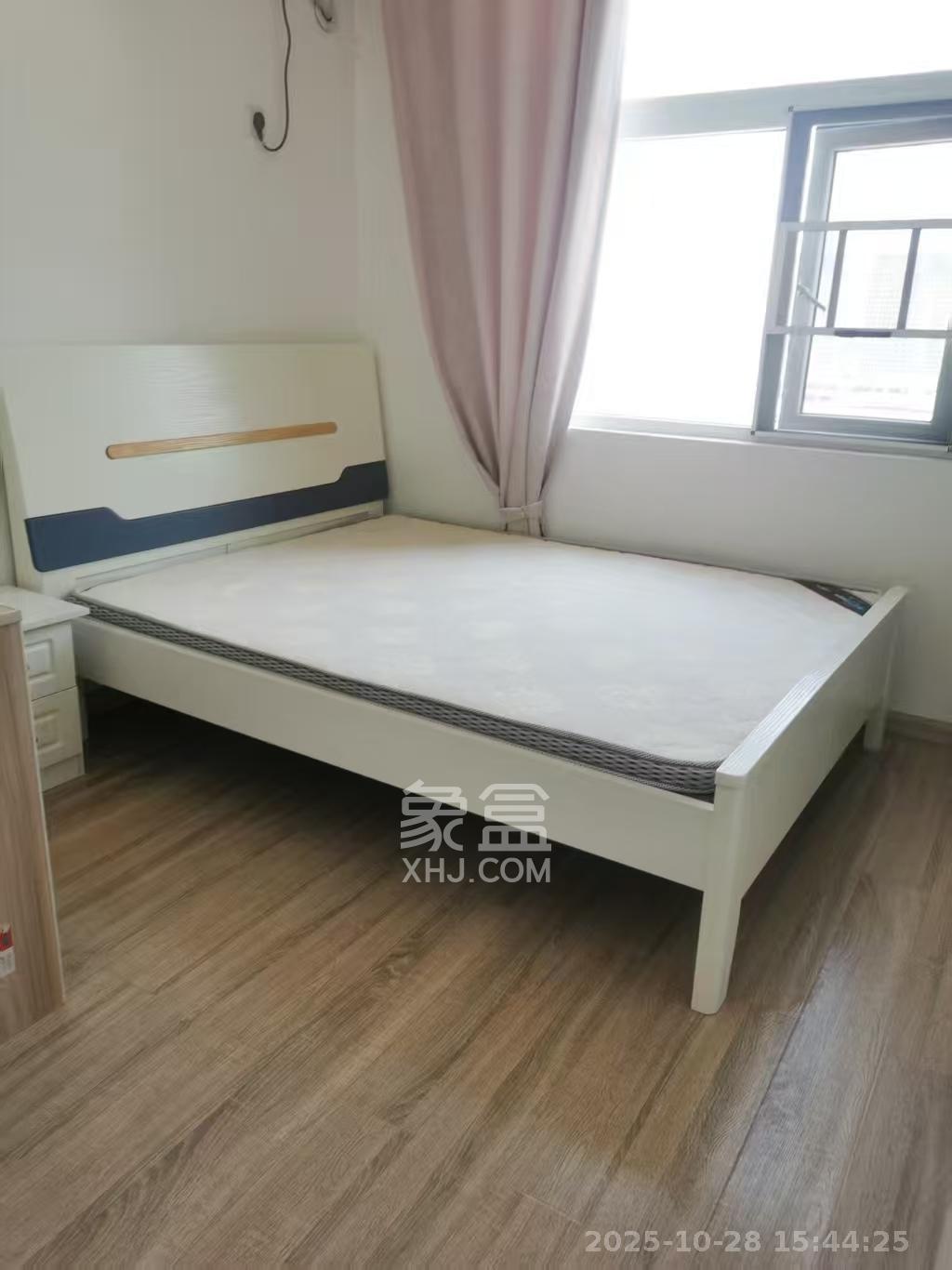 和悦城(蟠龙景苑)  3室2厅2卫    2200.0元/月室内图