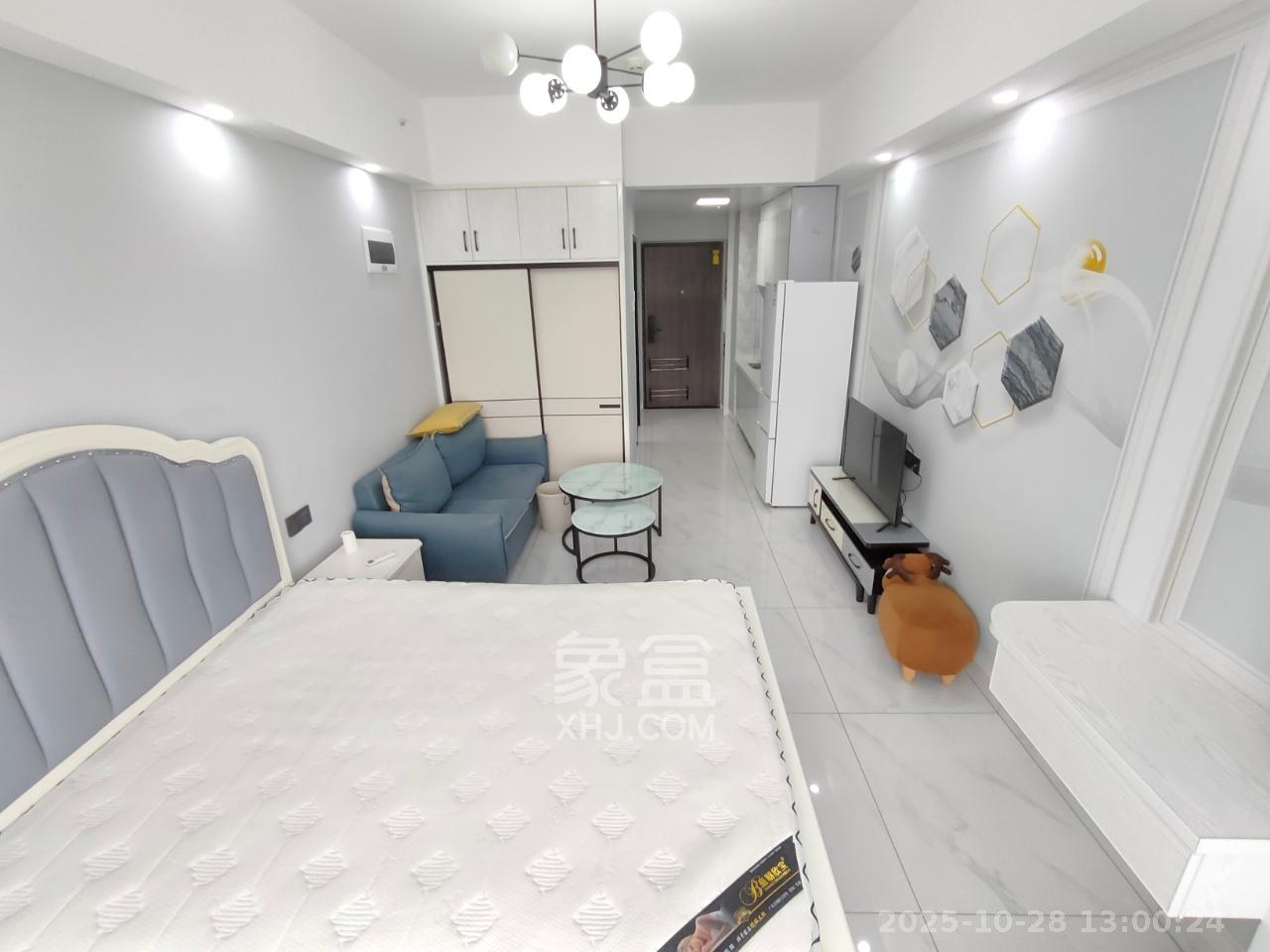 龙湖湘江星座(祺鑫星座公寓)  1室1厅1卫    1500.0元/月 龙湖湘江星座(祺鑫星座公寓)  1室1厅1卫    1500.0元/月室内图