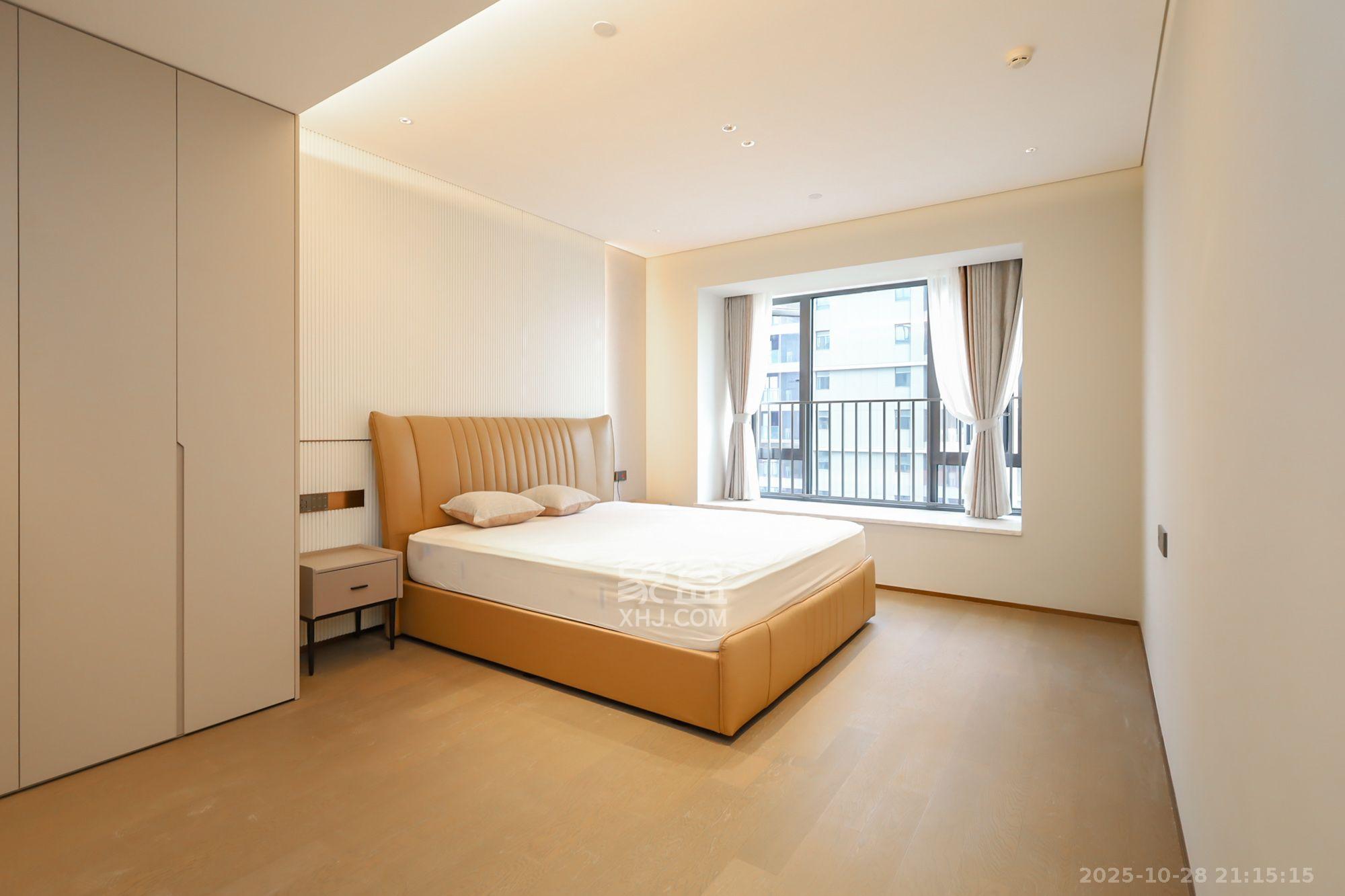 长沙悦府（华润万象城）  3室2厅3卫    11800.0元/月室内图