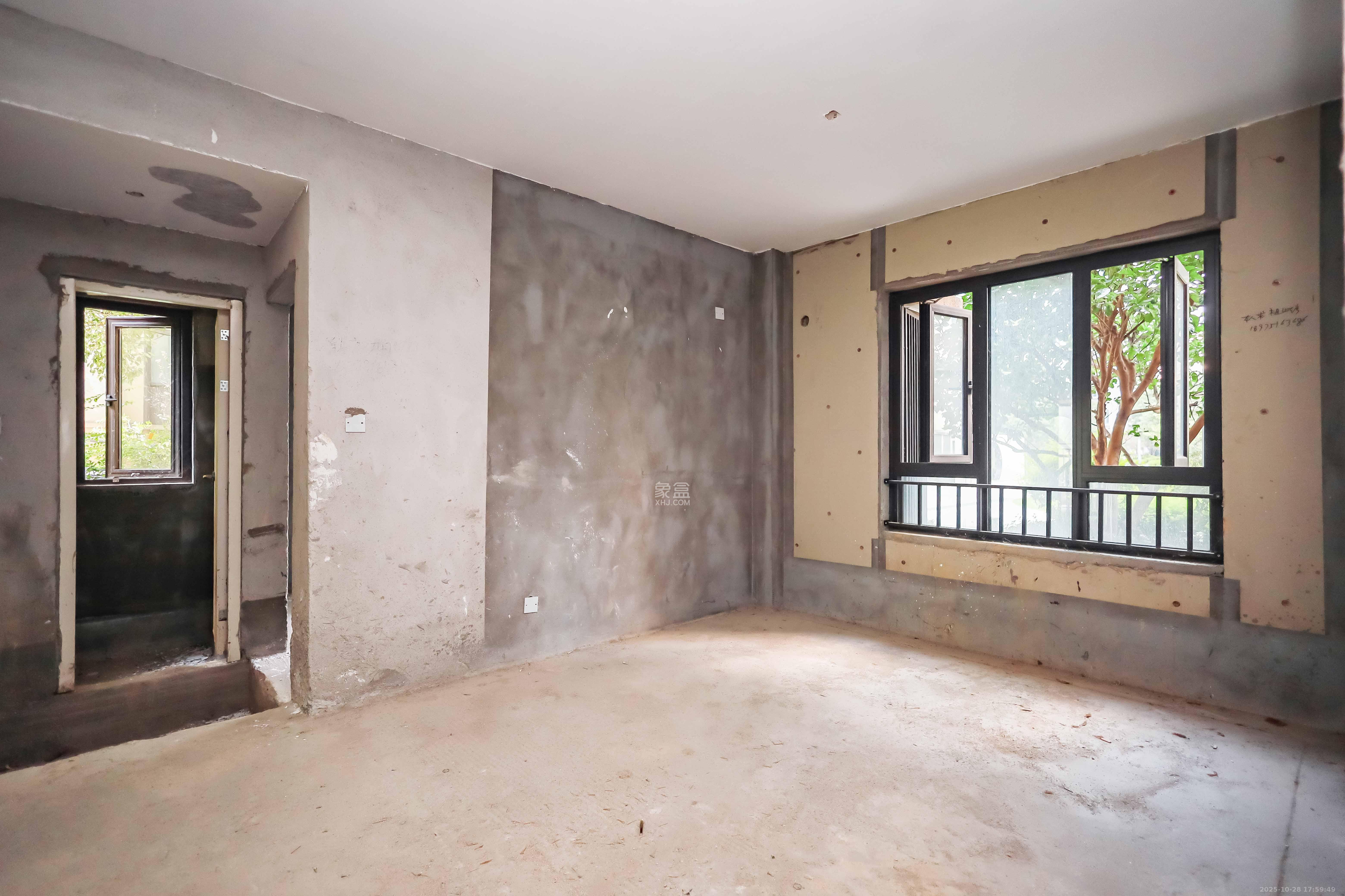 金辉优步花园 4室2厅2卫 100.0万 金辉优步花园 4室2厅2卫 100.0万其他