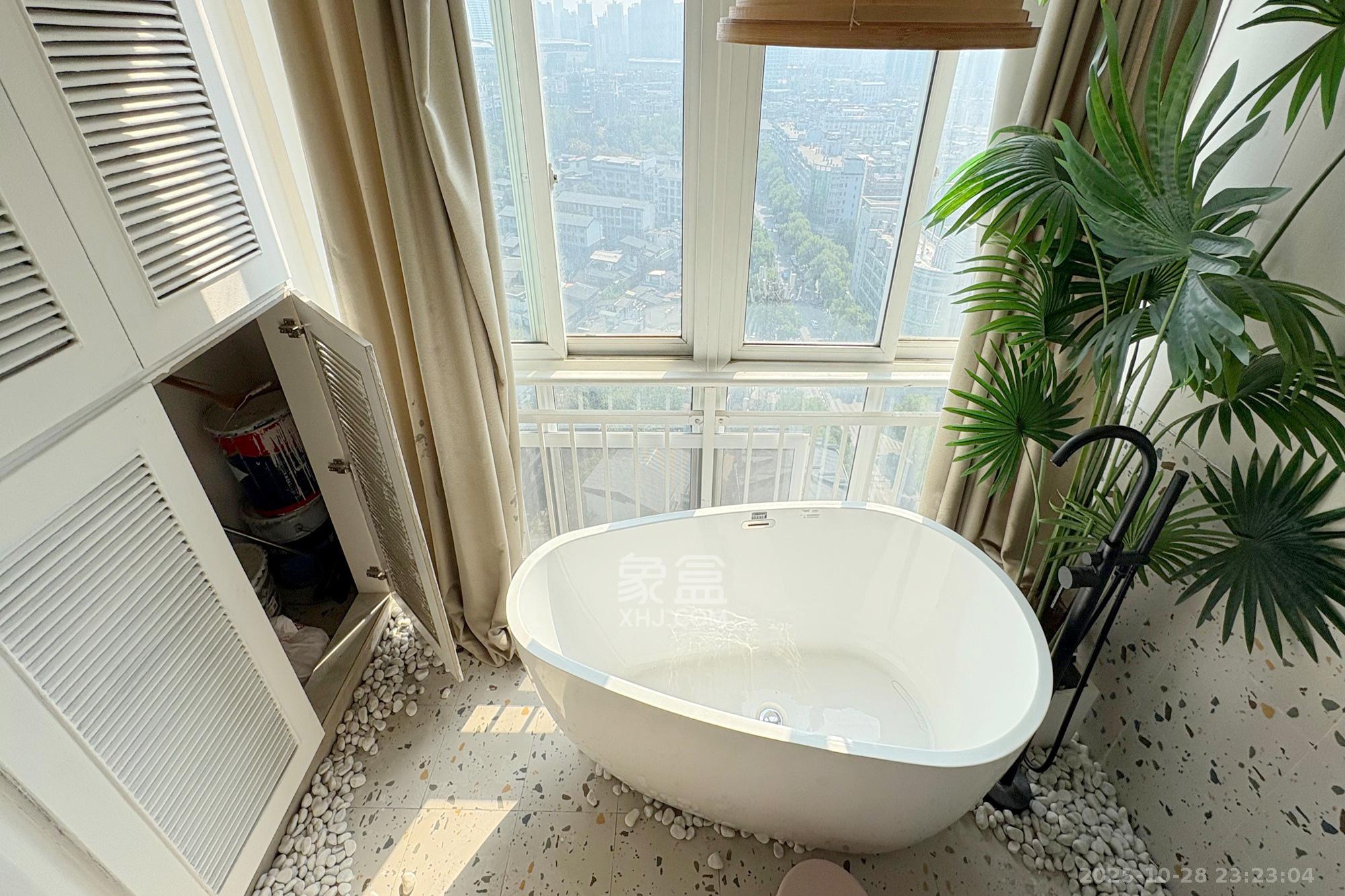 天心华庭  1室1厅1卫    42.8万阳台