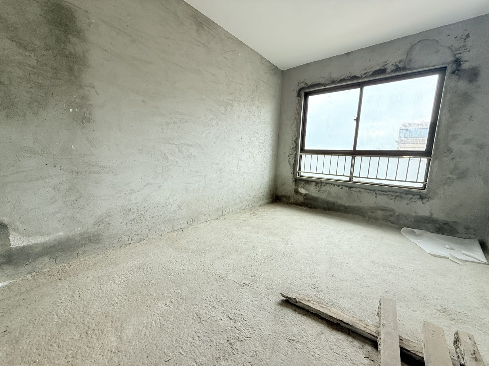 海岛国际名城  5室2厅2卫    330.0万室内图