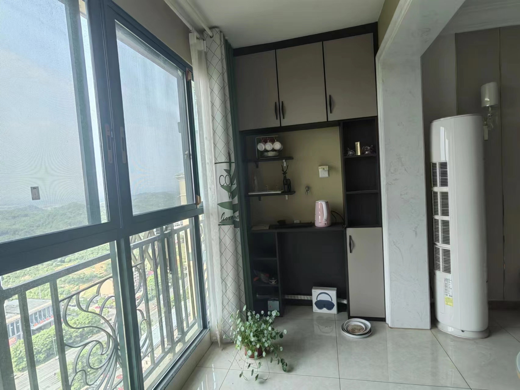 恒大绿洲  3室2厅2卫    2000.0元/月室内图