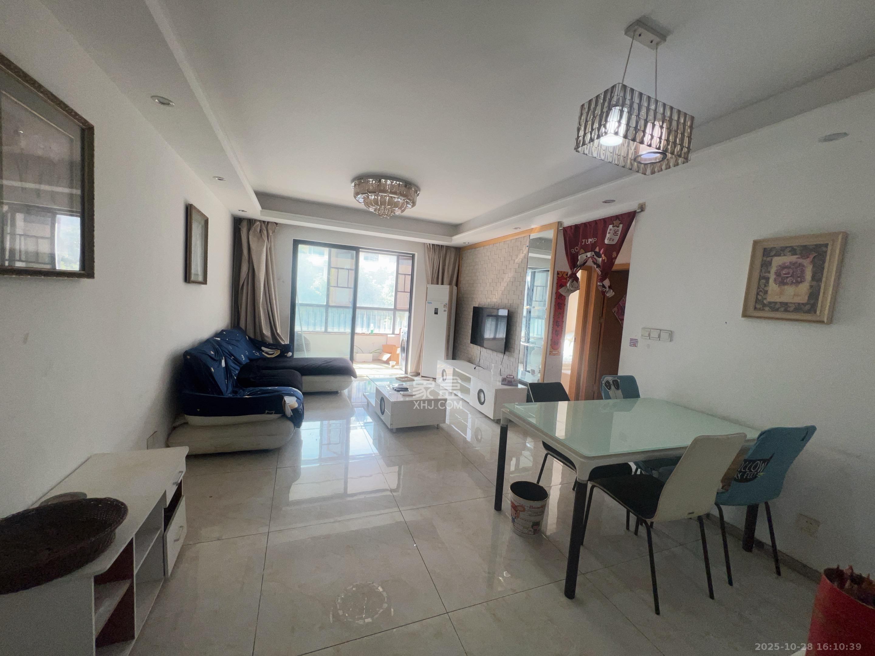 中国铁建国际城二期  2室2厅1卫    1700.0元/月 中国铁建国际城二期  2室2厅1卫    1700.0元/月室内图