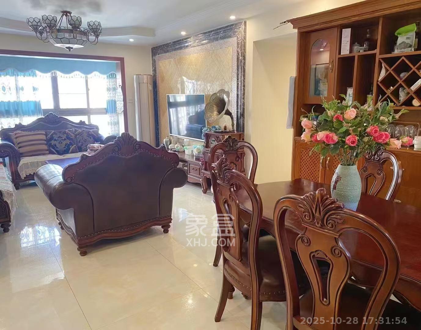 骑龙安置小区  3室2厅2卫    2500.0元/月 骑龙安置小区  3室2厅2卫    2500.0元/月室内图