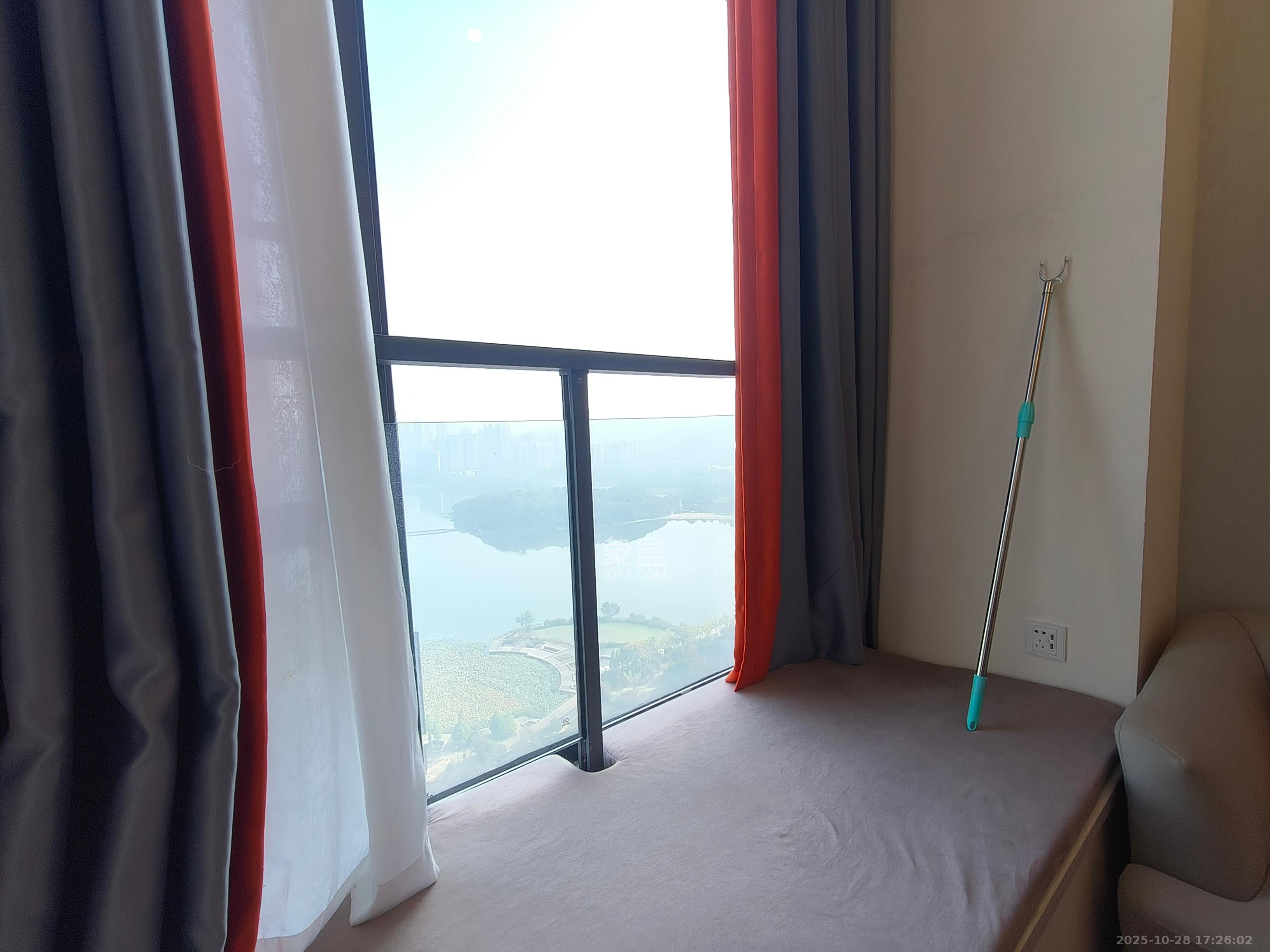 卓越浅水湾  1室1厅1卫    1900.0元/月 卓越浅水湾  1室1厅1卫    1900.0元/月室内图