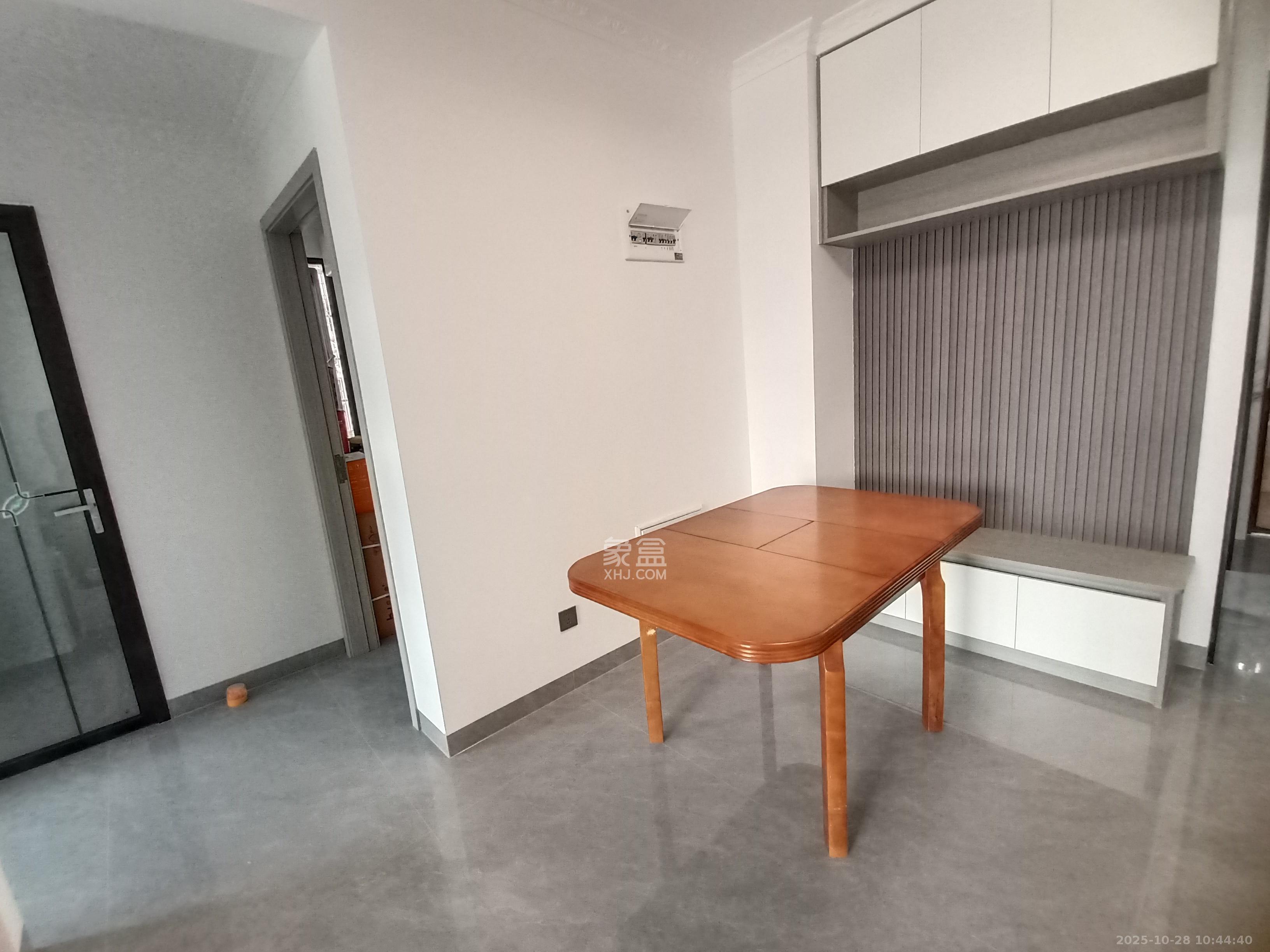 谷山景苑  2室2厅1卫    1800.0元/月 谷山景苑  2室2厅1卫    1800.0元/月室内图