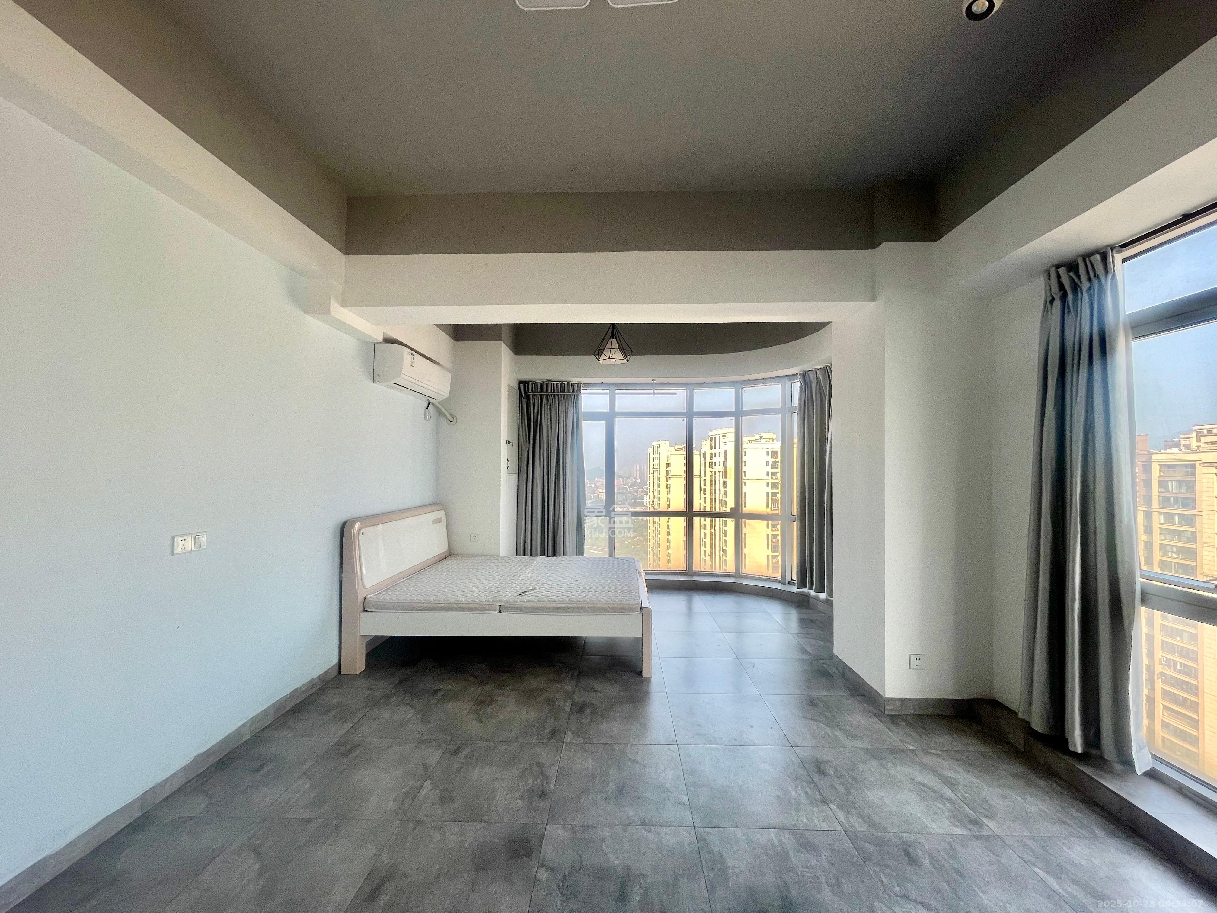 奥克斯缔壹城  1室1厅1卫    1300.0元/月室内图