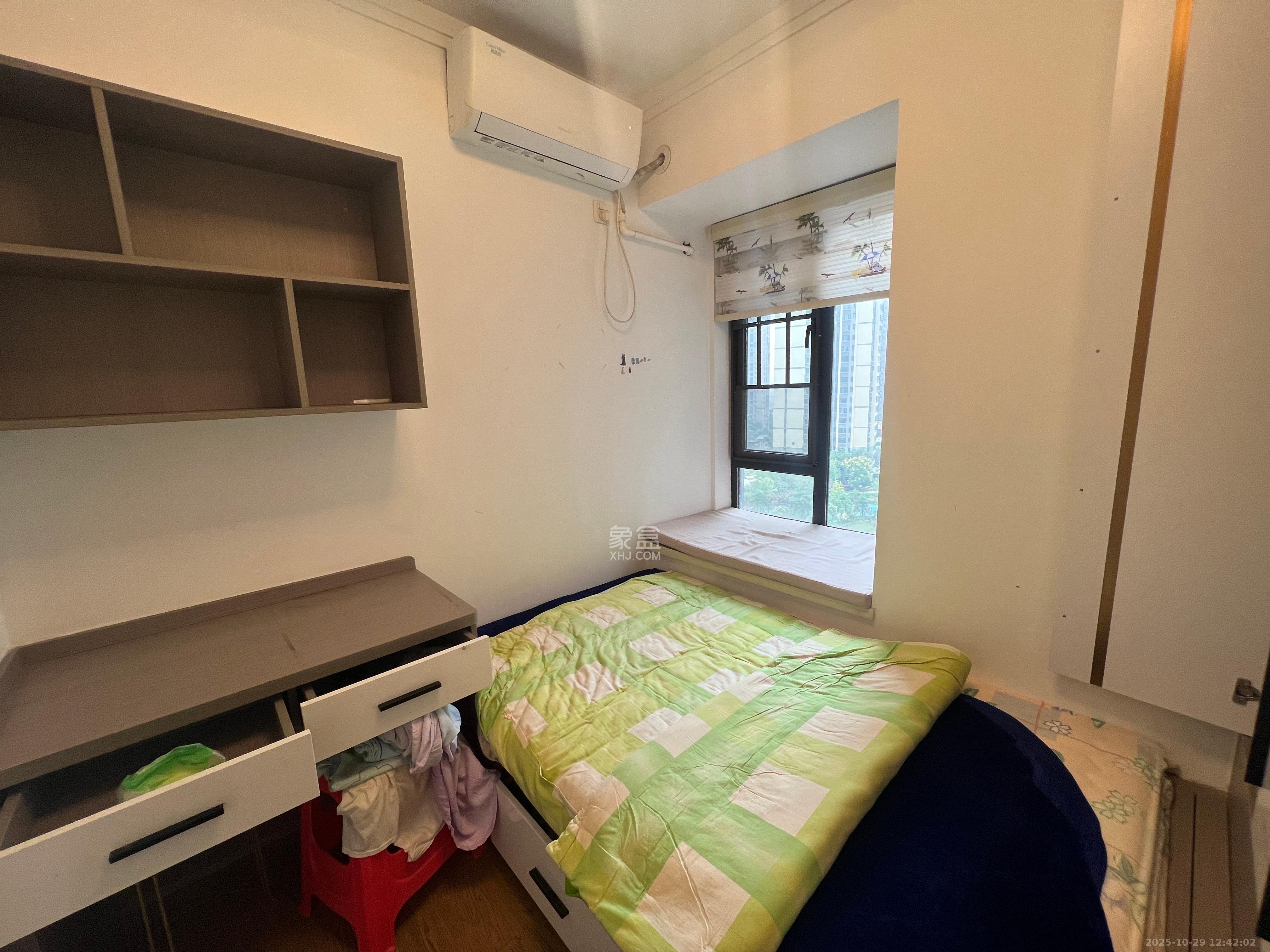 万润滨江天著 4室2厅2卫 3000.0元/月 万润滨江天著 4室2厅2卫 3000.0元/月室内图