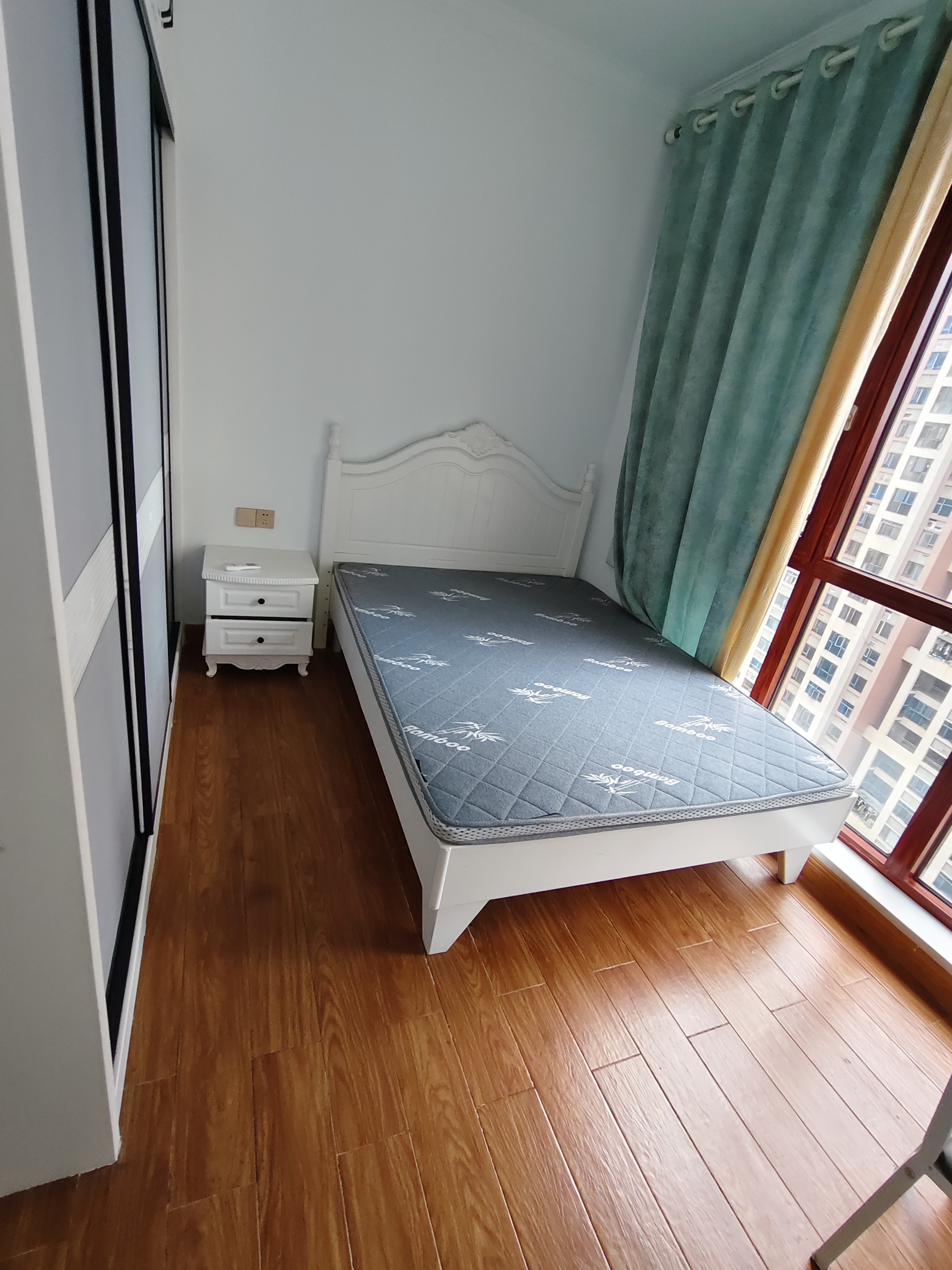 百弘学府城 3室2厅2卫 1680.0元/月 百弘学府城 3室2厅2卫 1680.0元/月室内图