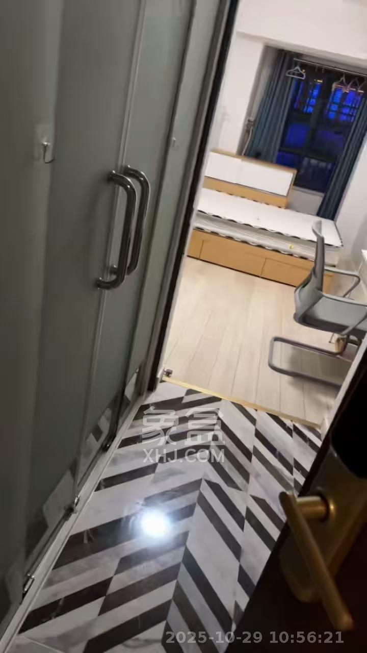 万科金域缇香  1室1厅1卫    1400.0元/月室内图