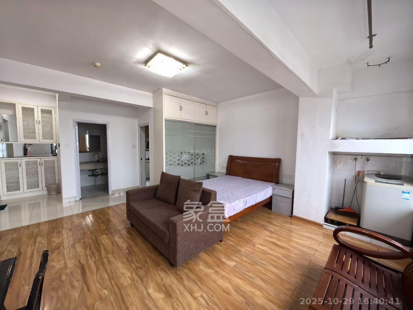 枫林家园  1室1厅1卫    1800.0元/月室内图