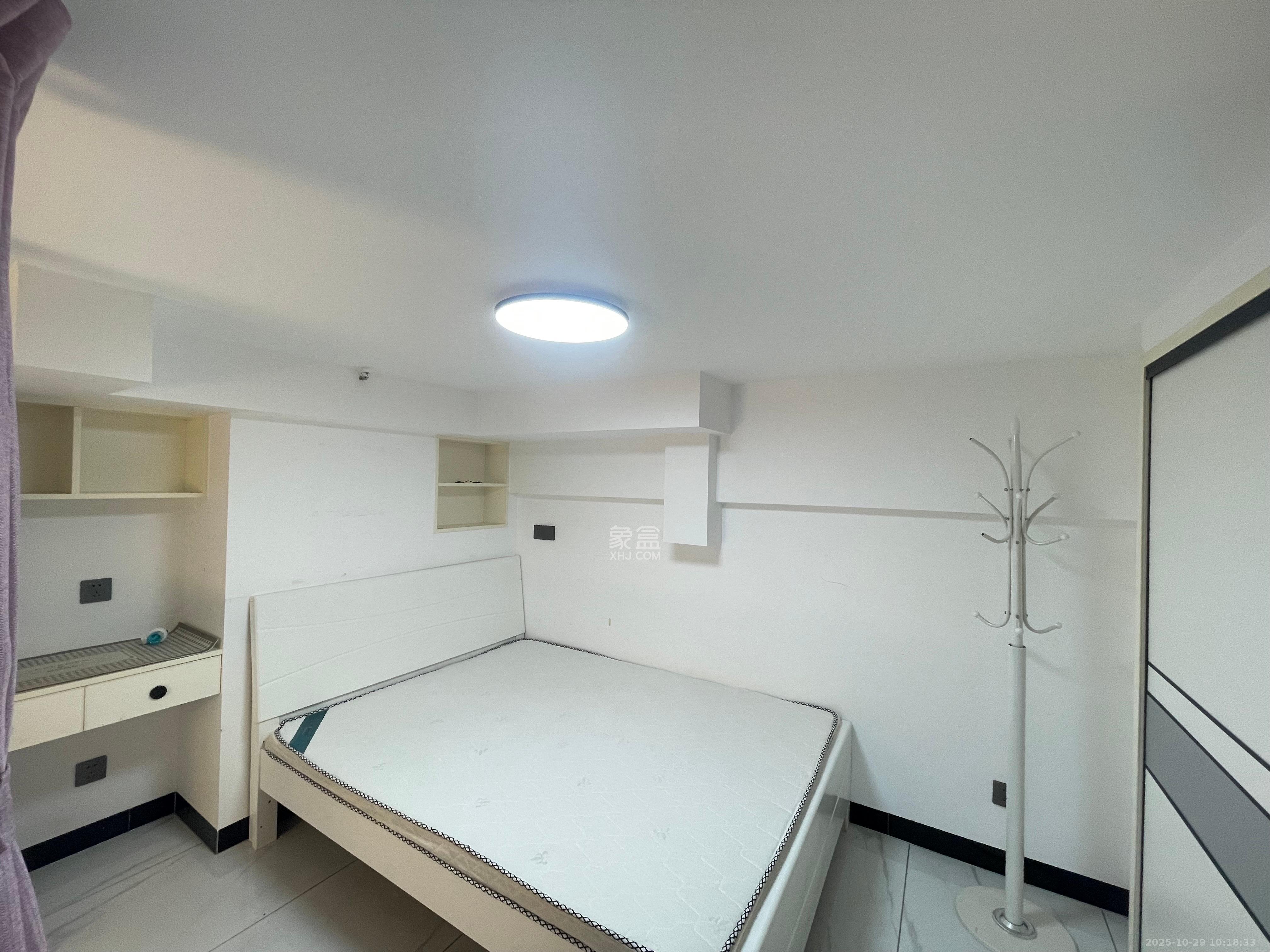 荣盛花语书苑  2室1厅1卫    2000.0元/月 荣盛花语书苑  2室1厅1卫    2000.0元/月室内图