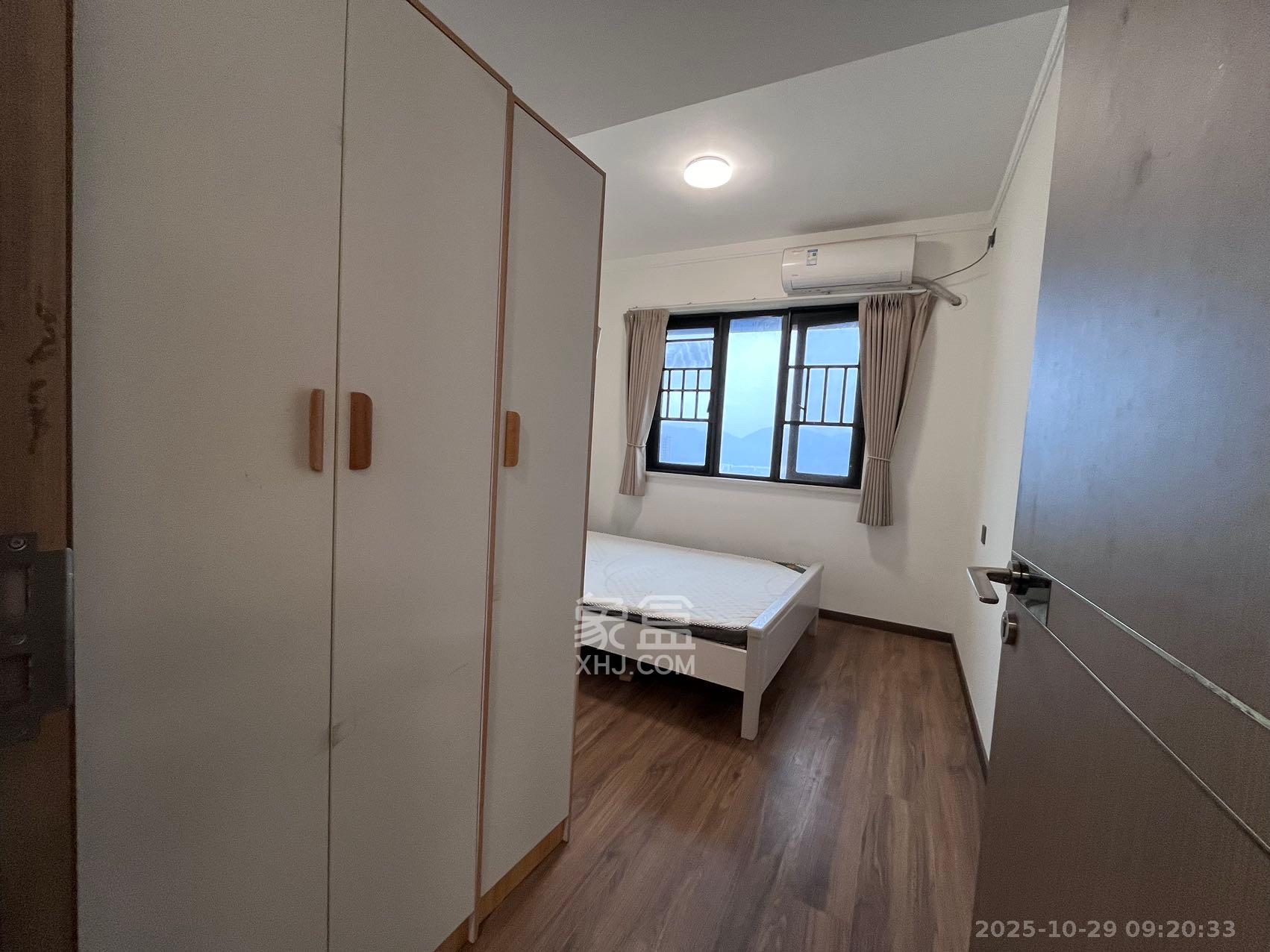 招商华发依云曦城  4室2厅2卫    3000.0元/月 招商华发依云曦城  4室2厅2卫    3000.0元/月室内图