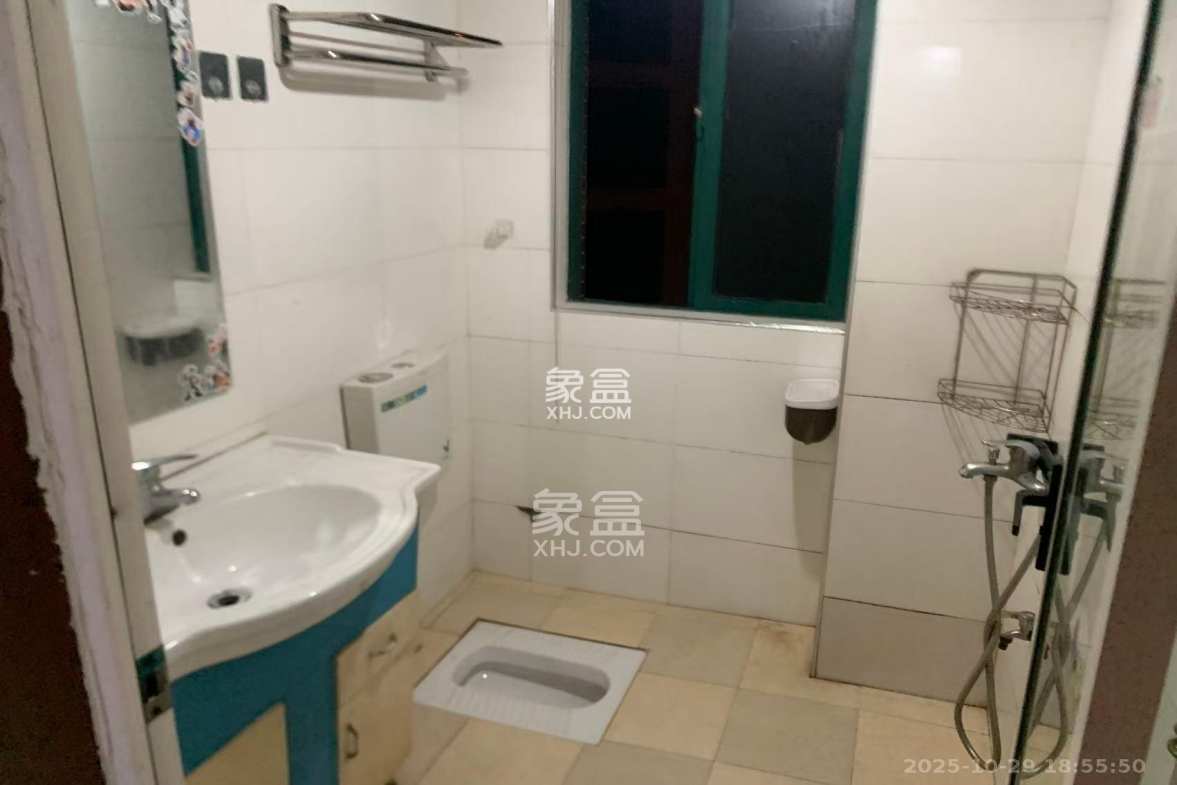 华天LOHO小镇 2室2厅1卫 1200.0元/月 华天LOHO小镇 2室2厅1卫 1200.0元/月室内图