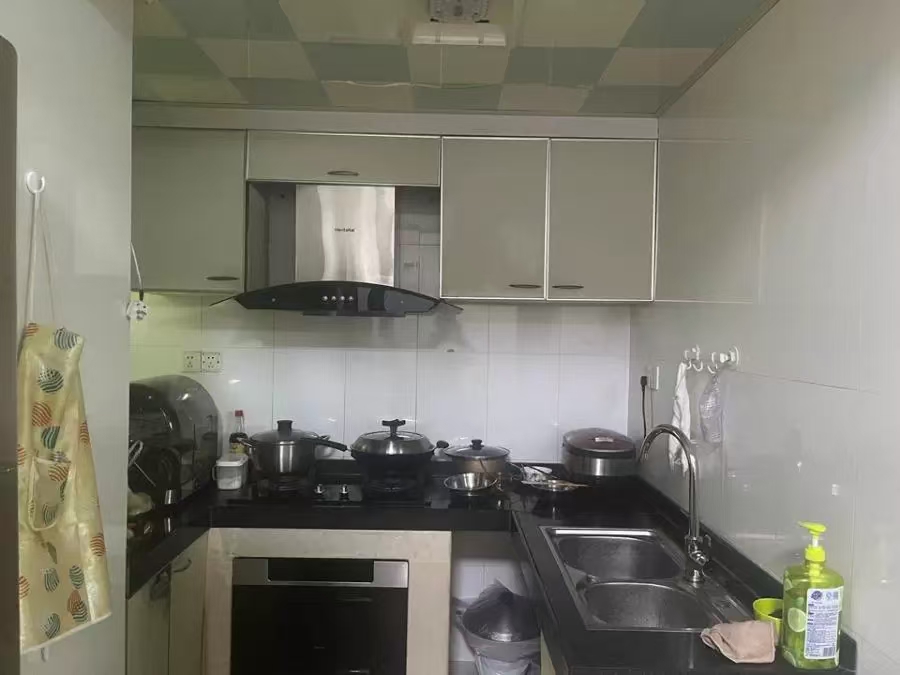 金鼎花苑（金鼎中心商厦）  4室2厅1卫    100.0万室内图