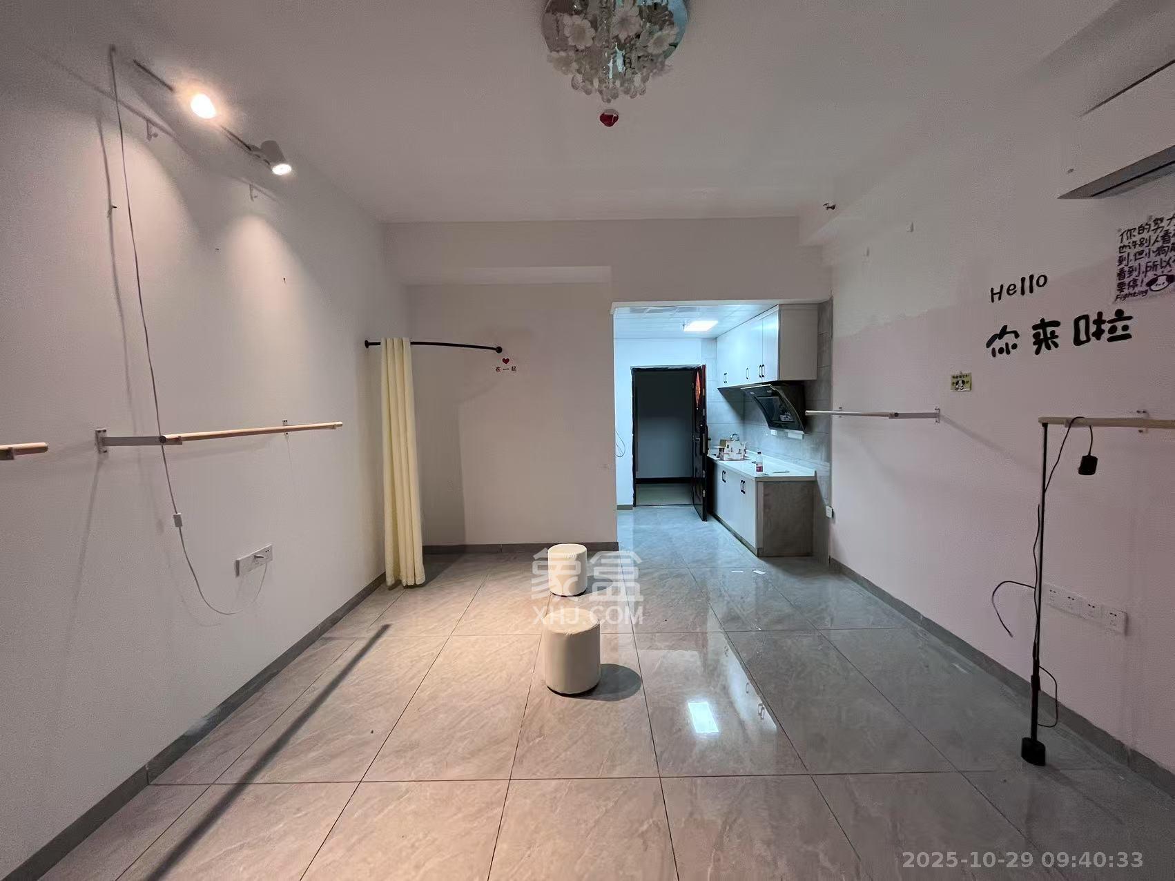 中建悦和城  1室1厅1卫    1400.0元/月室内图