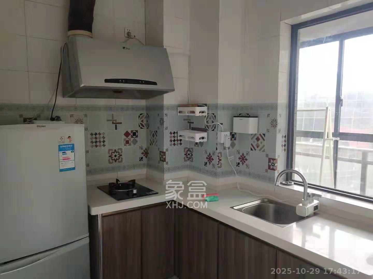 中信城市广场(中信新城一期) 2室1厅1卫 1600.0元/月 中信城市广场(中信新城一期) 2室1厅1卫 1600.0元/月室内图