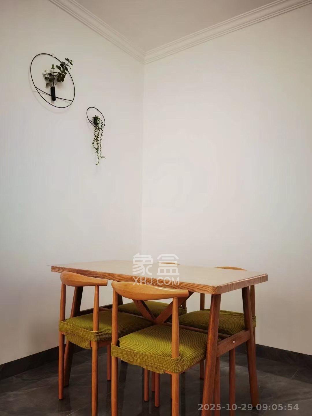 山水新城  2室1厅1卫    2000.0元/月 山水新城  2室1厅1卫    2000.0元/月室内图