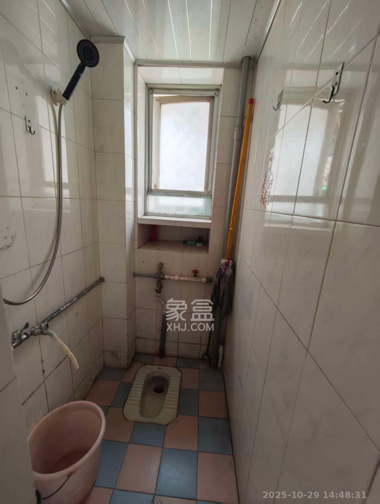 局关祠、东梧桐巷散盘  3室1厅1卫    2300.0元/月室内图