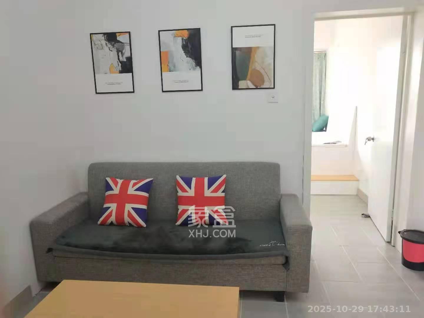 中信城市广场（中信新城一期）  2室1厅1卫    1600.0元/月