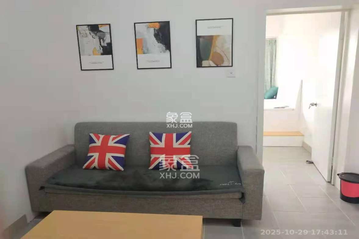 中信城市广场(中信新城一期) 2室1厅1卫 1600.0元/月 中信城市广场(中信新城一期) 2室1厅1卫 1600.0元/月室内图