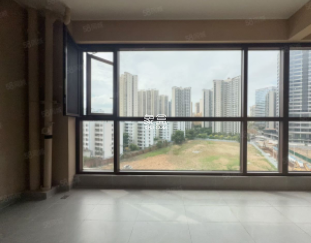 海航豪庭南苑  3室2厅2卫    5500.0元/月 海航豪庭南苑  3室2厅2卫    5500.0元/月室内图