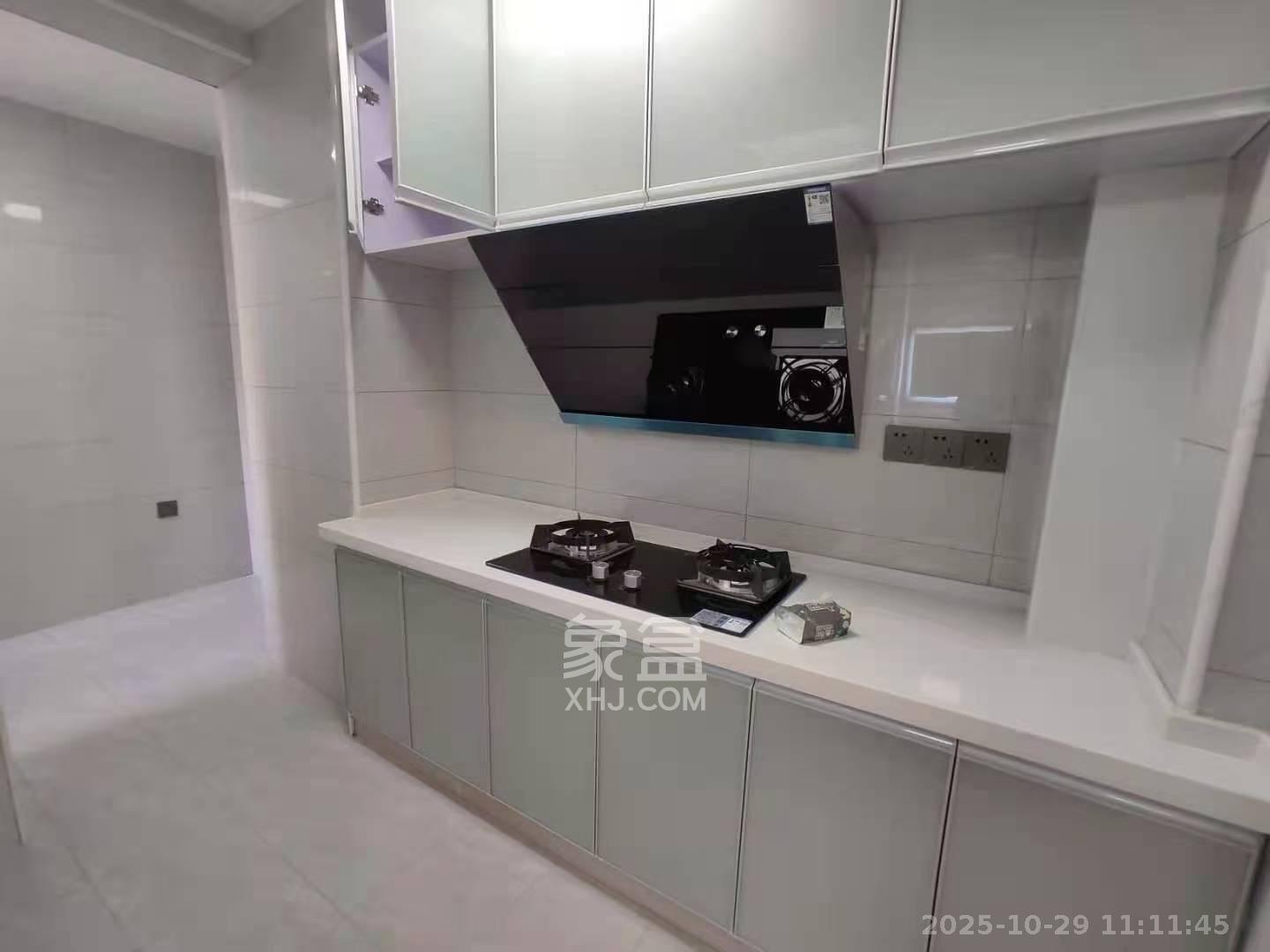 新新花园  2室1厅1卫    2300.0元/月 新新花园  2室1厅1卫    2300.0元/月室内图