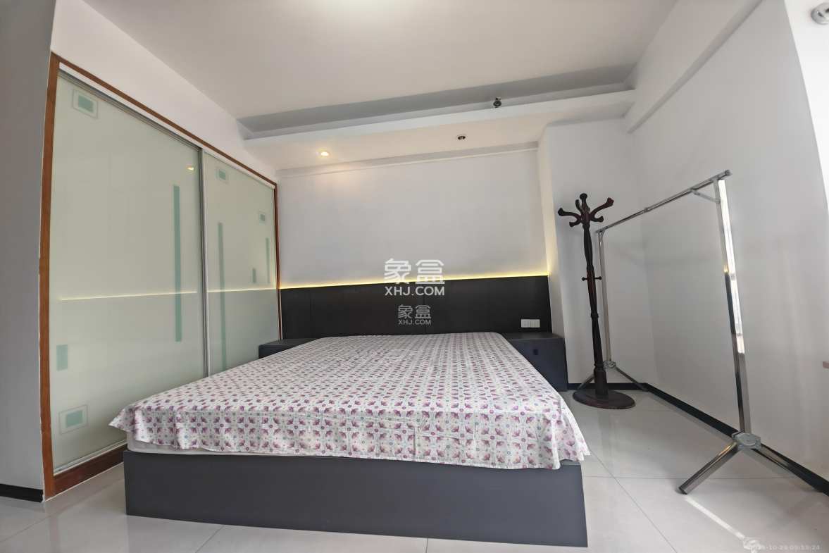 通华天都 1室1厅1卫 1700.0元/月 通华天都 1室1厅1卫 1700.0元/月室内图