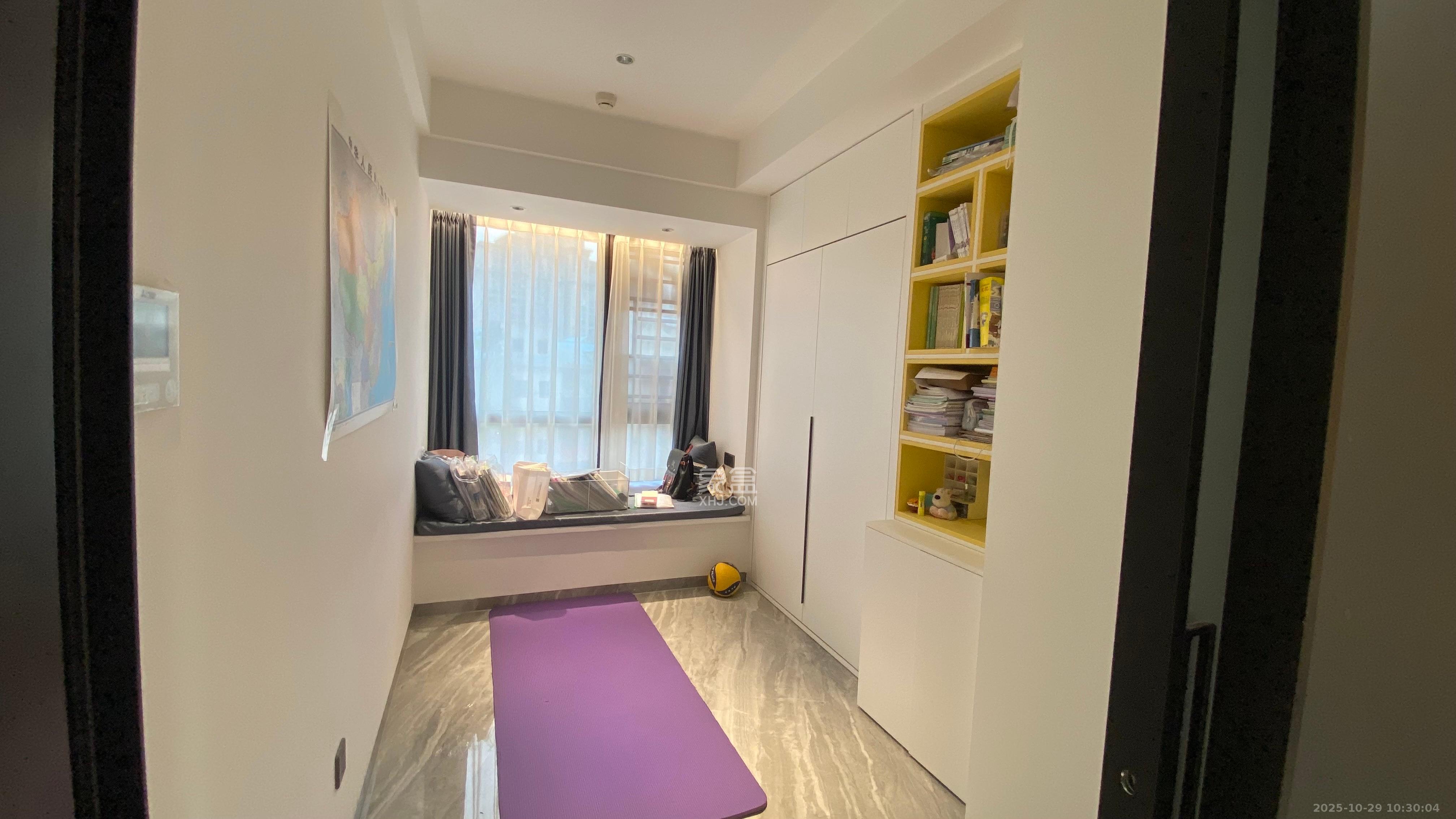 明昇壹城(明昇时代广场)二期  4室2厅2卫    3500.0元/月 明昇壹城(明昇时代广场)二期  4室2厅2卫    3500.0元/月室内图