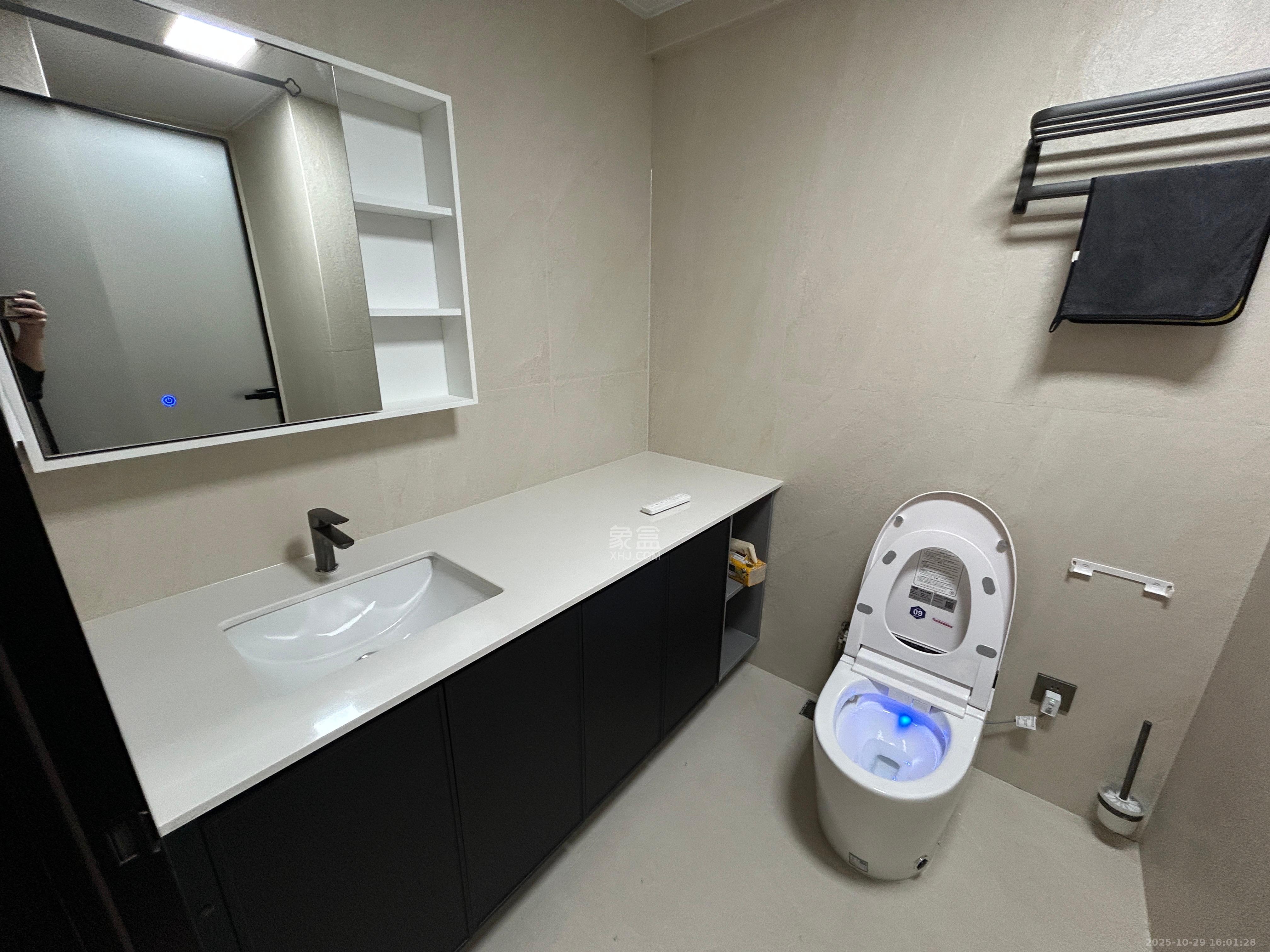 华润置地中心  1室1厅1卫    2600.0元/月 华润置地中心  1室1厅1卫    2600.0元/月室内图