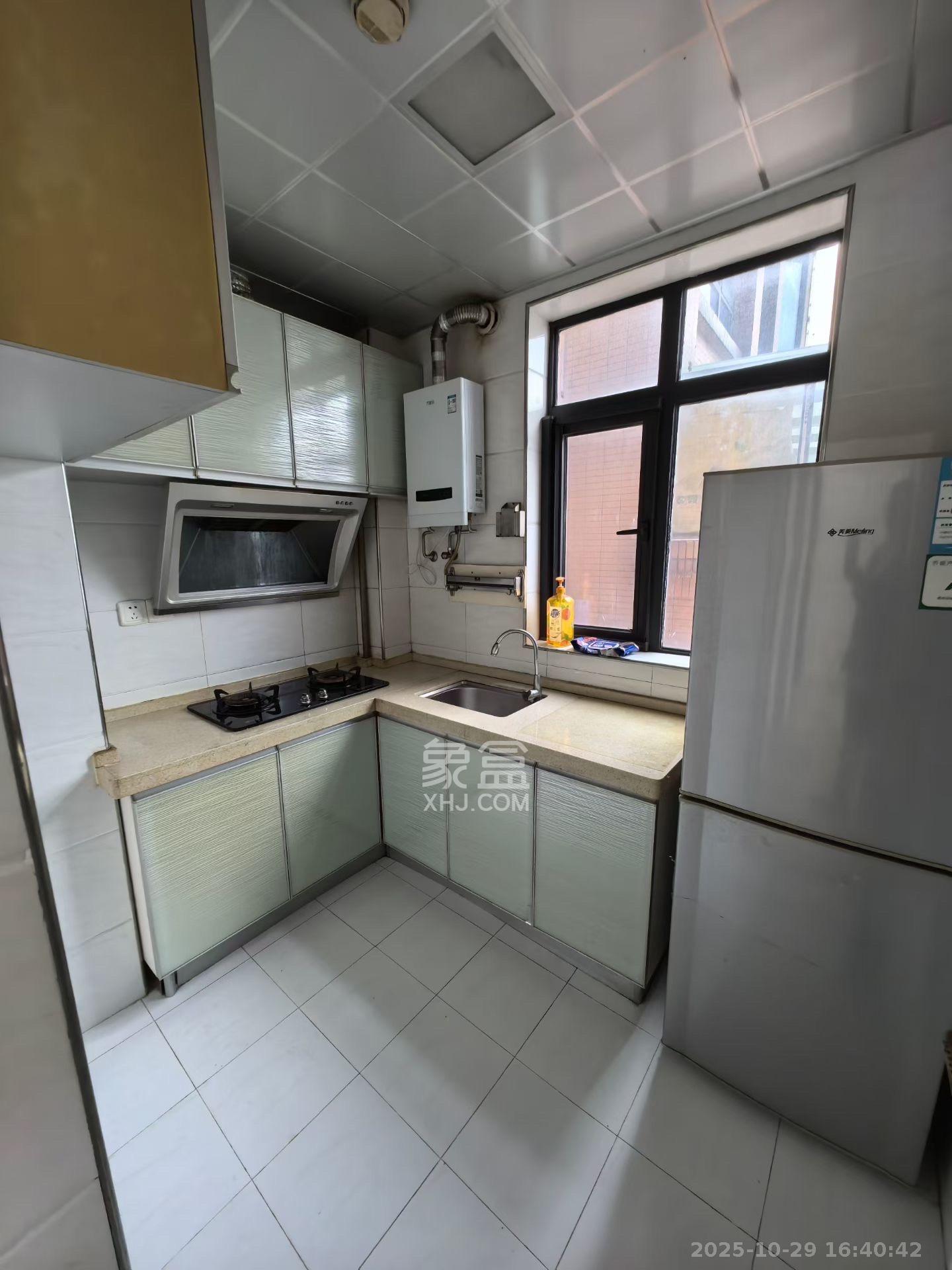 枫林家园 1室1厅1卫 1800.0元/月 枫林家园 1室1厅1卫 1800.0元/月室内图