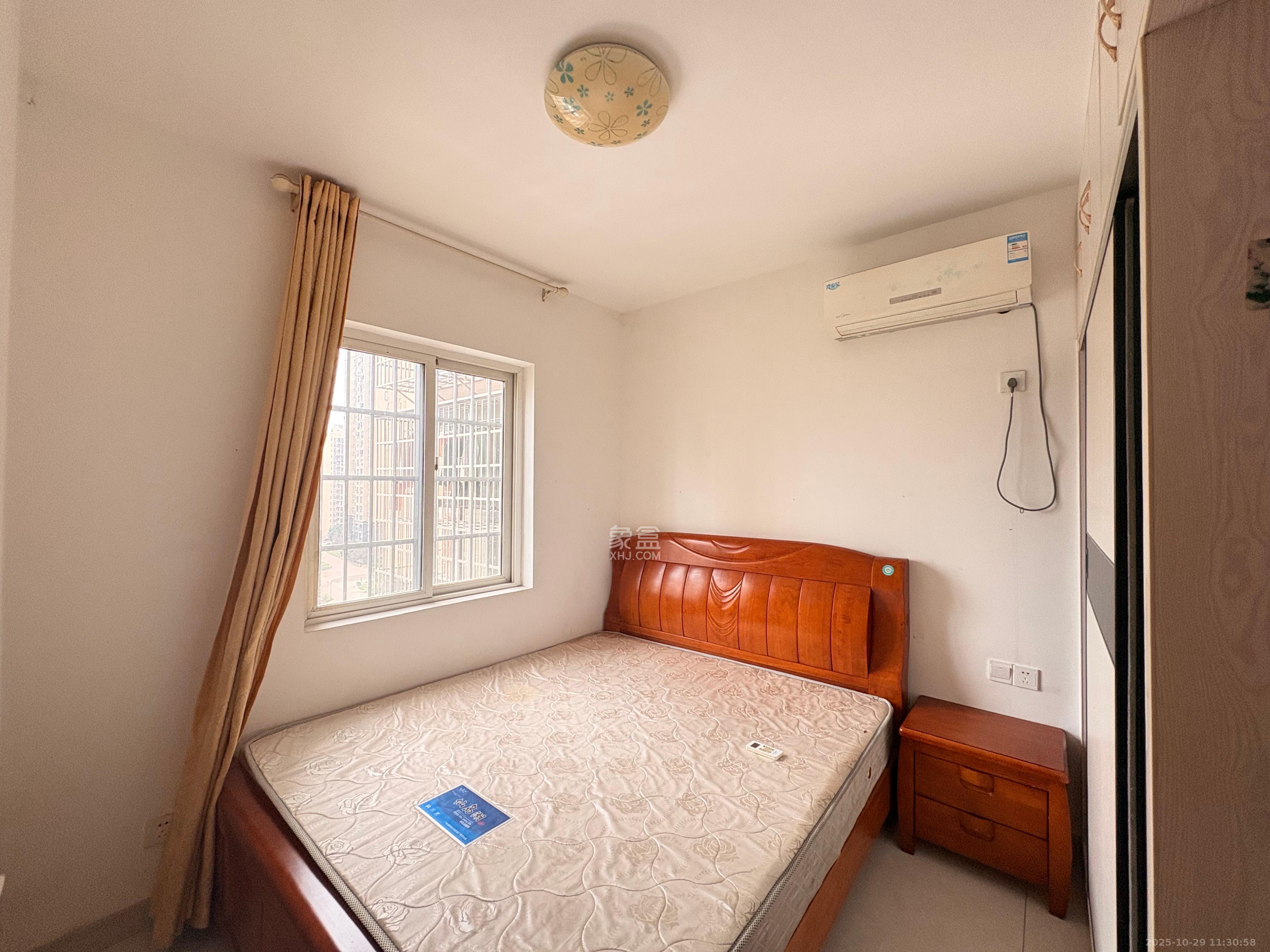 星城新宇桃花苑 2室1厅1卫 1700.0元/月 星城新宇桃花苑 2室1厅1卫 1700.0元/月室内图