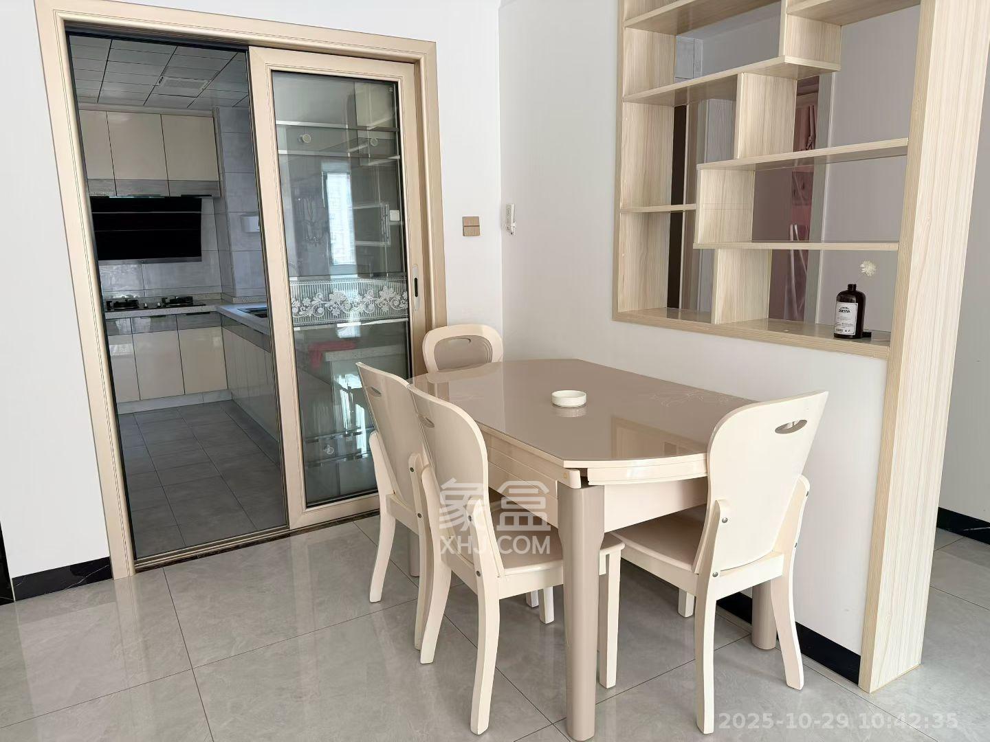 深业喜汇  2室1厅1卫    2000.0元/月 深业喜汇  2室1厅1卫    2000.0元/月室内图