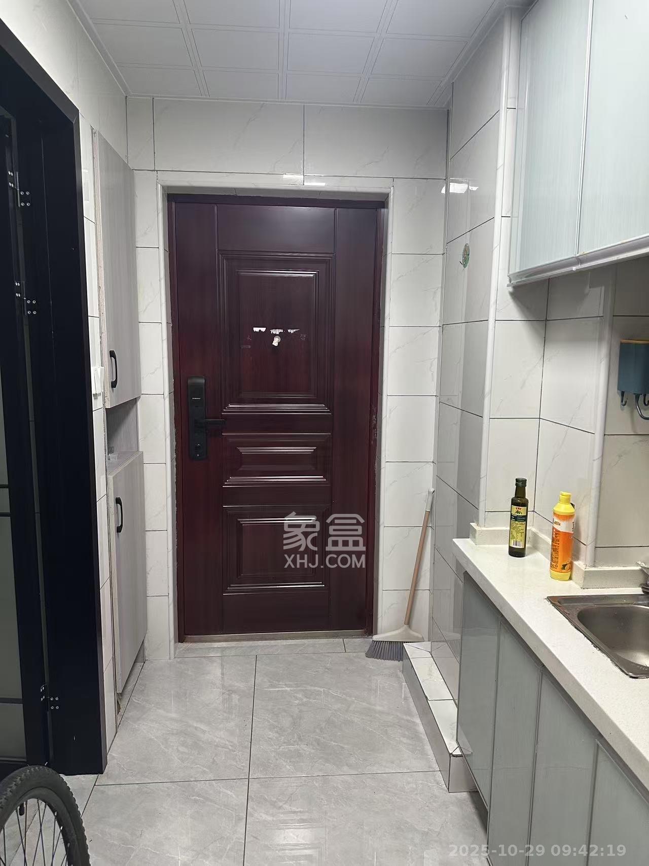 中建悦和城  1室0厅0卫    1400.0元/月 中建悦和城  1室0厅0卫    1400.0元/月室内图