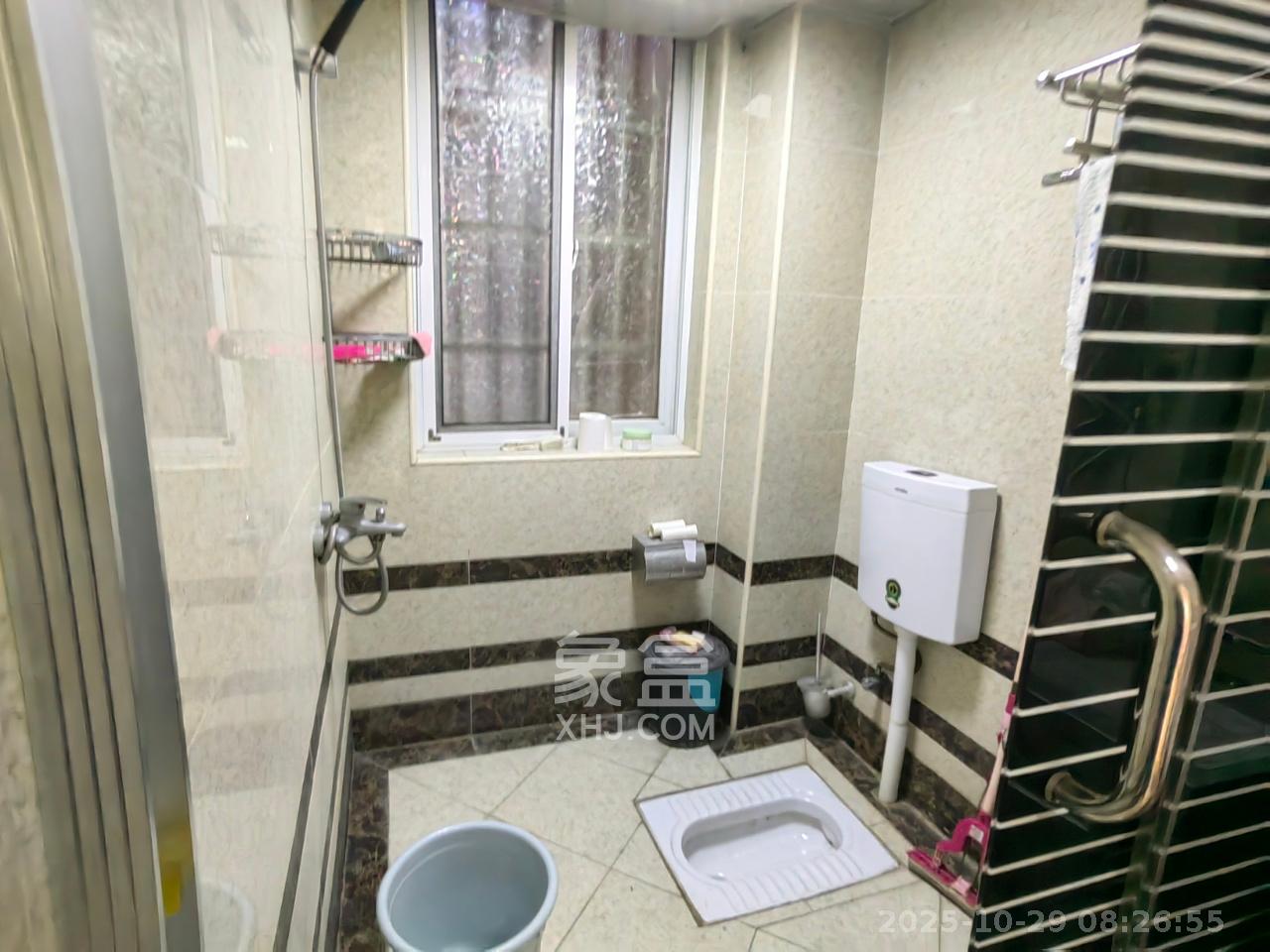 南郡雅园  2室2厅1卫    1500.0元/月室内图