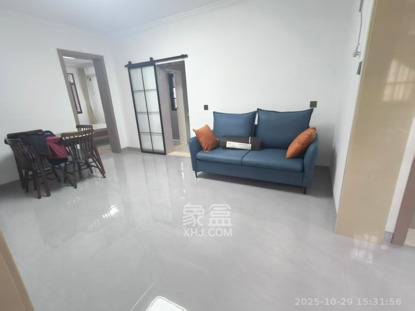 省人民医院宿舍(东文庙坪)  2室1厅1卫    2400.0元/月 省人民医院宿舍(东文庙坪)  2室1厅1卫    2400.0元/月