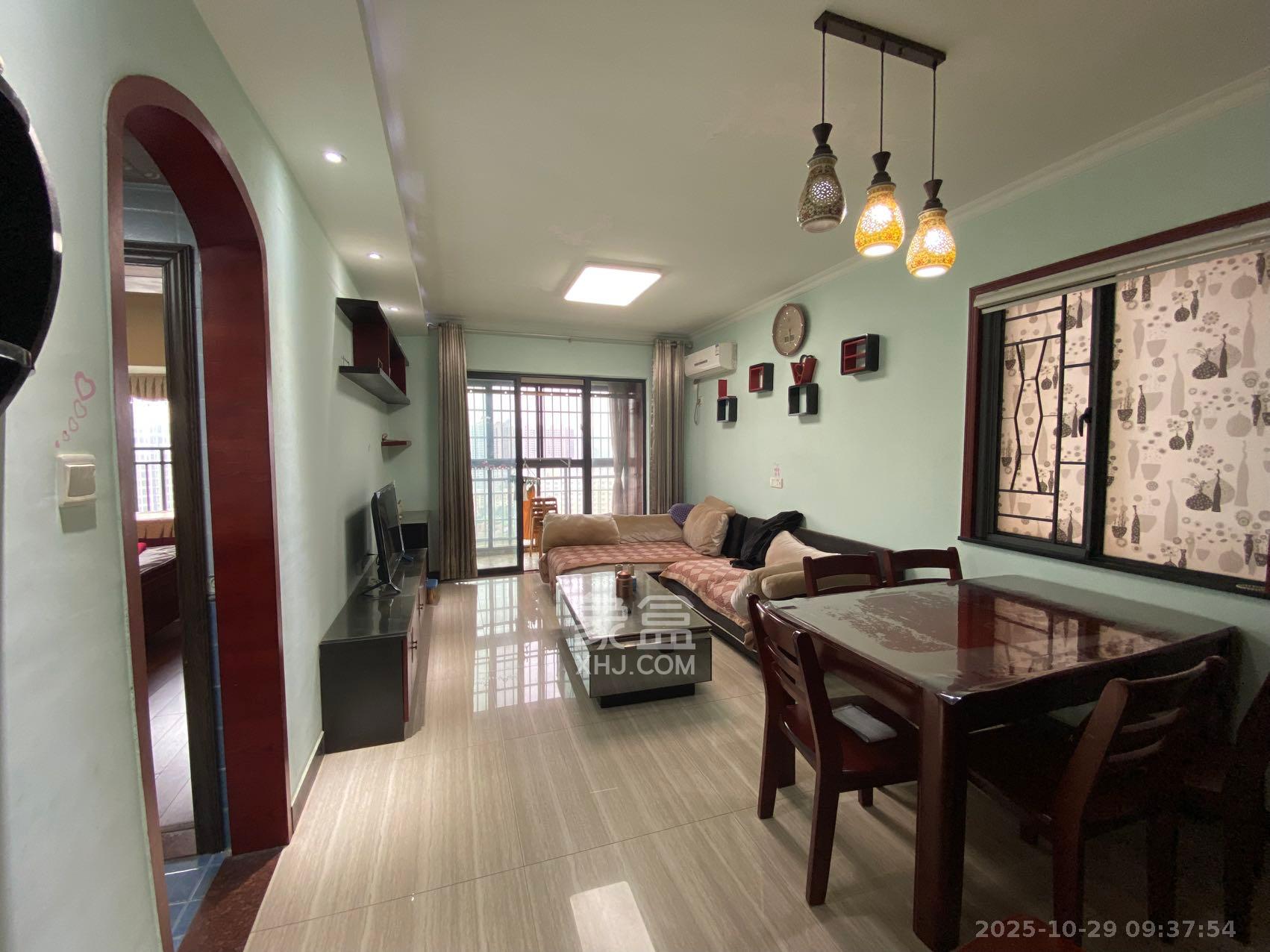 鸿基橄榄君庭  2室2厅1卫    2100.0元/月 鸿基橄榄君庭  2室2厅1卫    2100.0元/月室内图