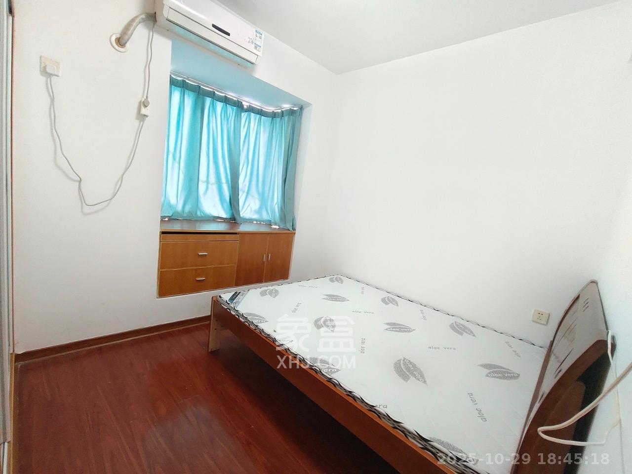 凯通国际城(凯通朝庭) 2室1厅1卫 2400.0元/月 凯通国际城(凯通朝庭) 2室1厅1卫 2400.0元/月室内图