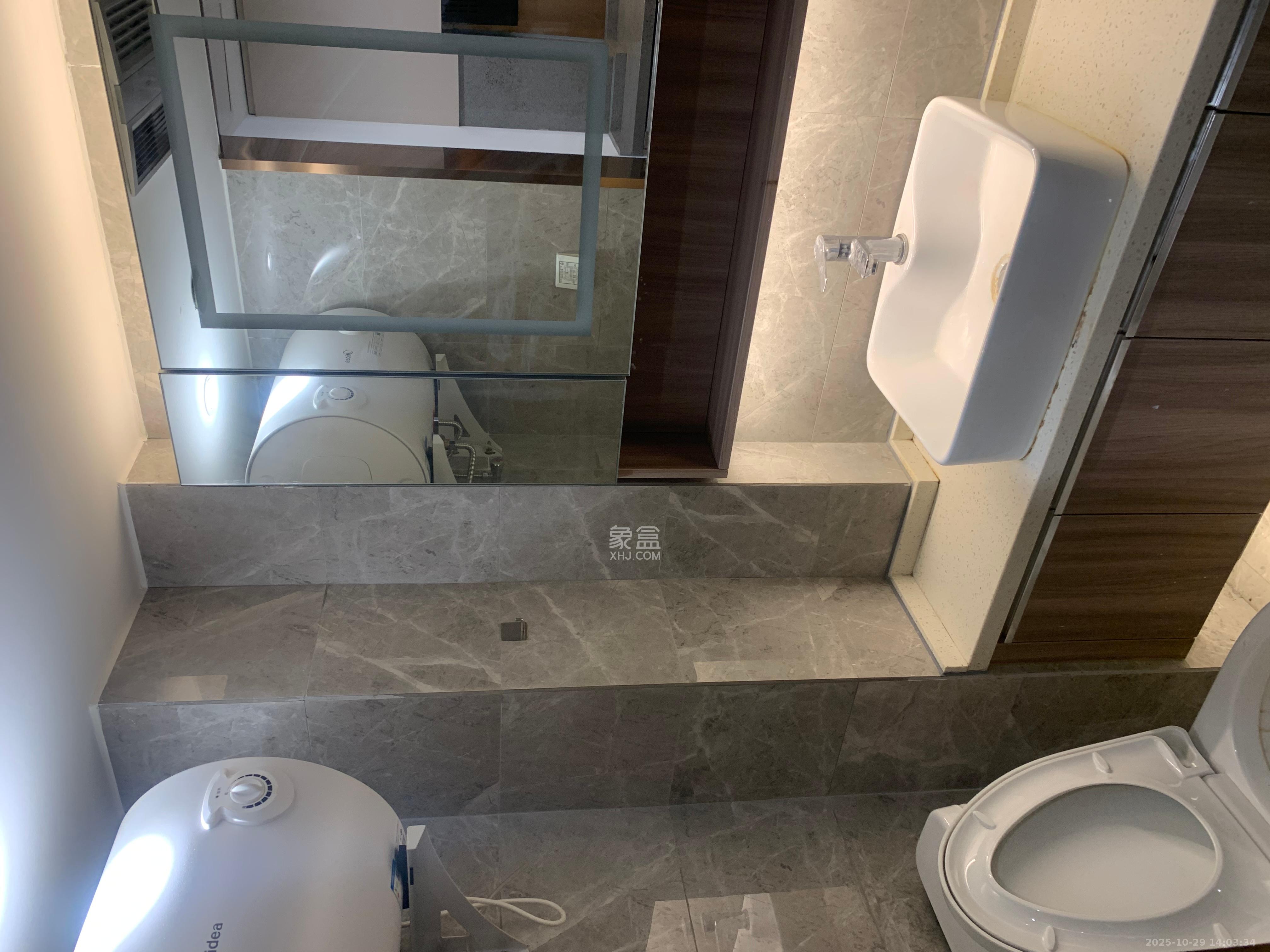 旭辉华宇南宸府  1室0厅0卫    1300.0元/月室内图