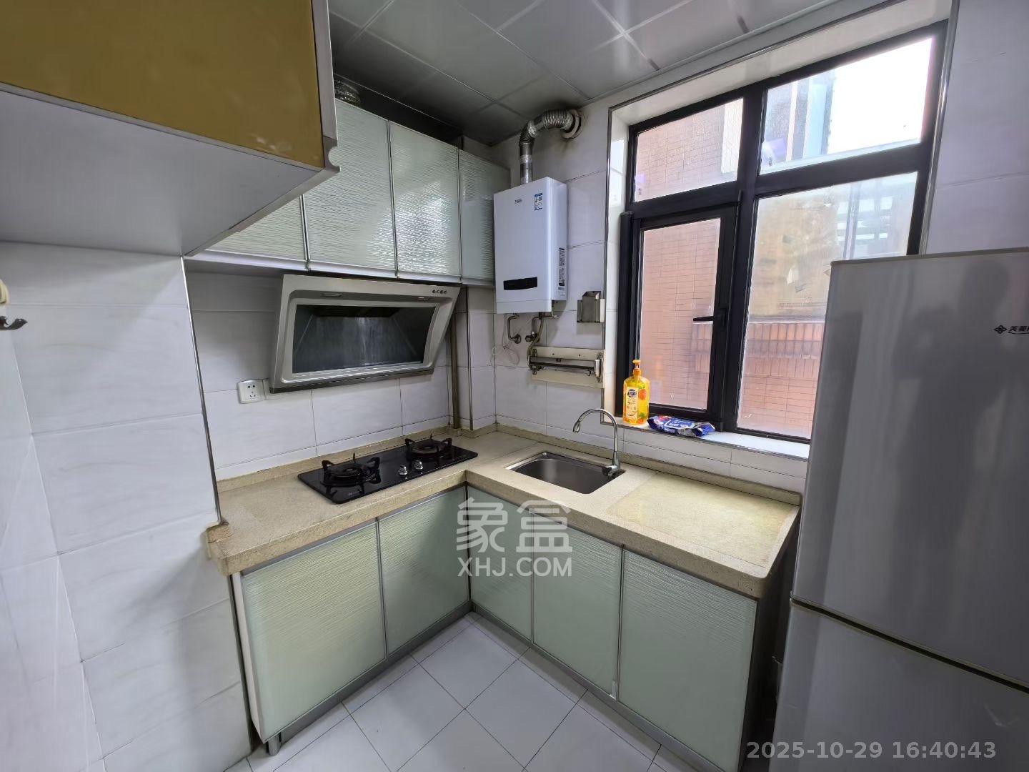 枫林家园 1室1厅1卫 1800.0元/月 枫林家园 1室1厅1卫 1800.0元/月室内图